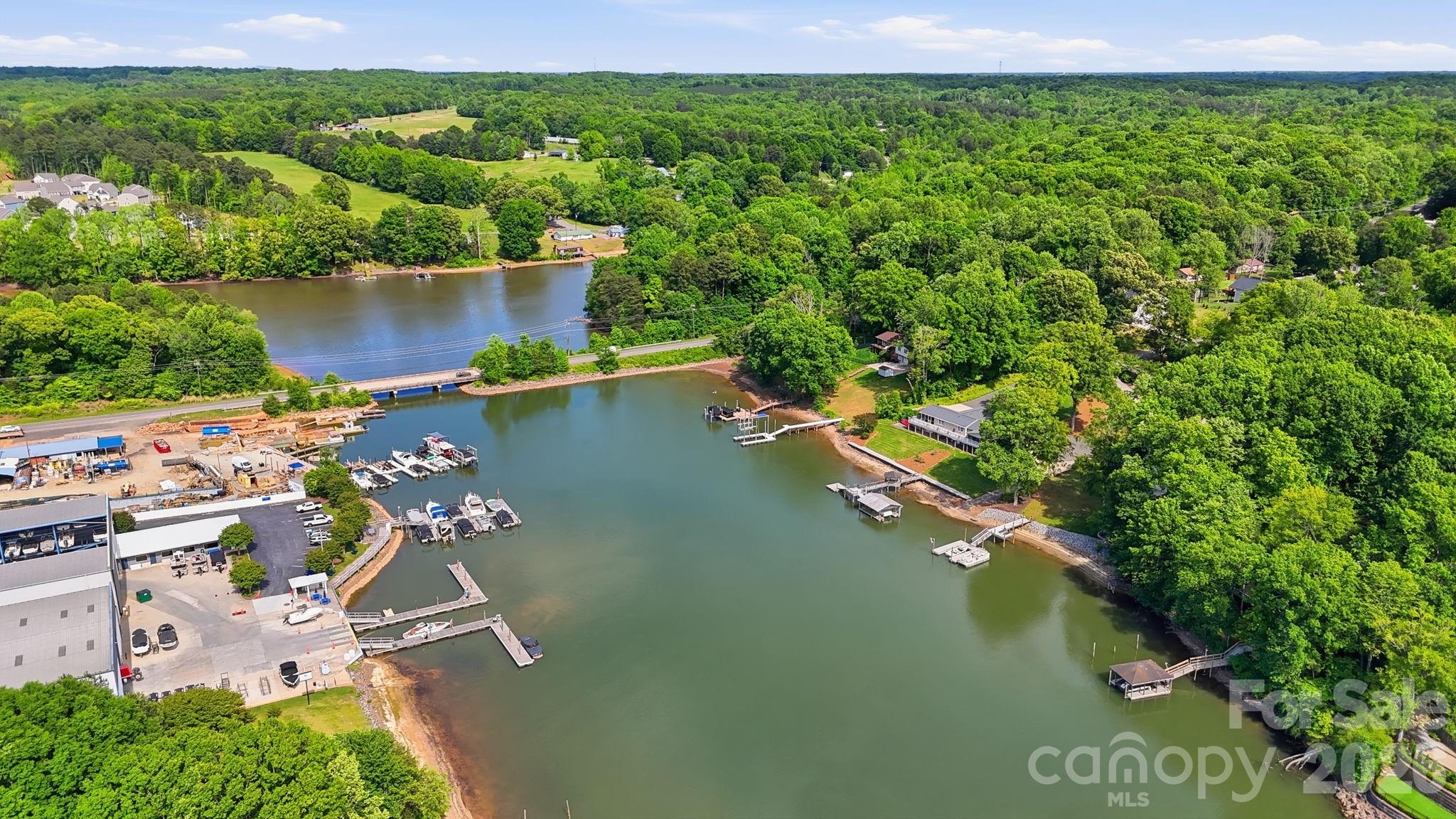 120 Shady Cove Road — Troutman