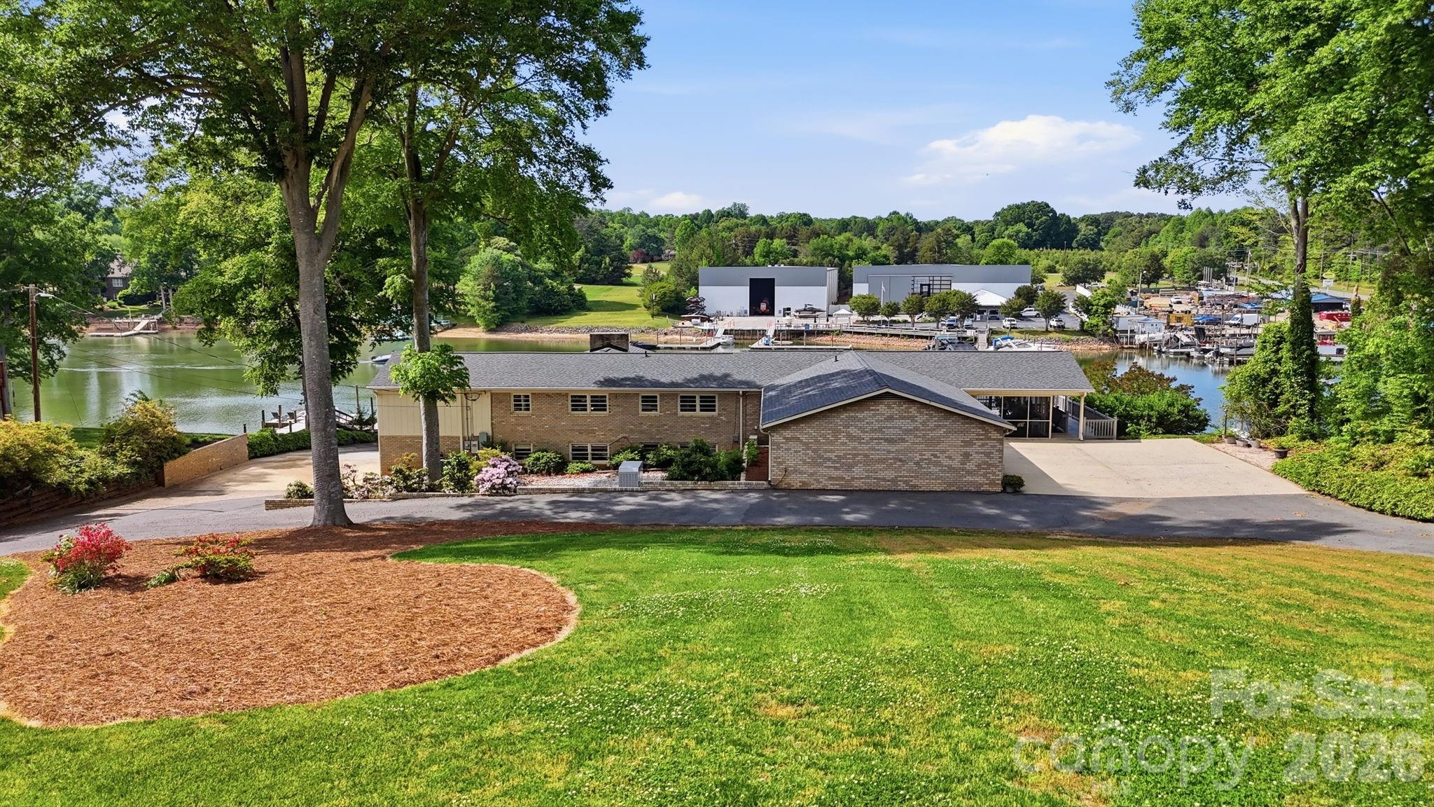 120 Shady Cove Road — Troutman