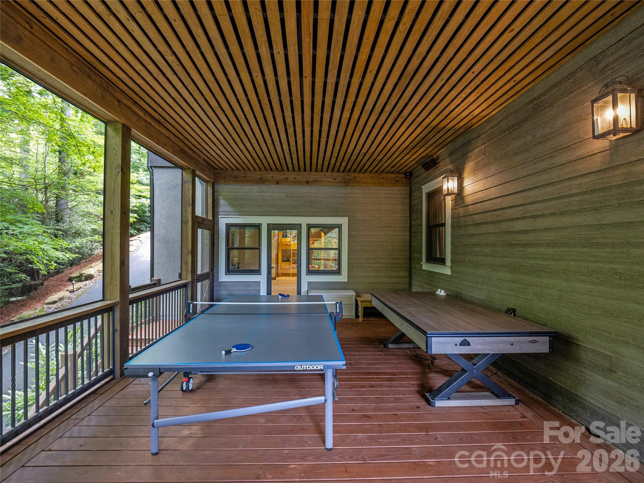 64 Bee Tree Way — Lake Toxaway