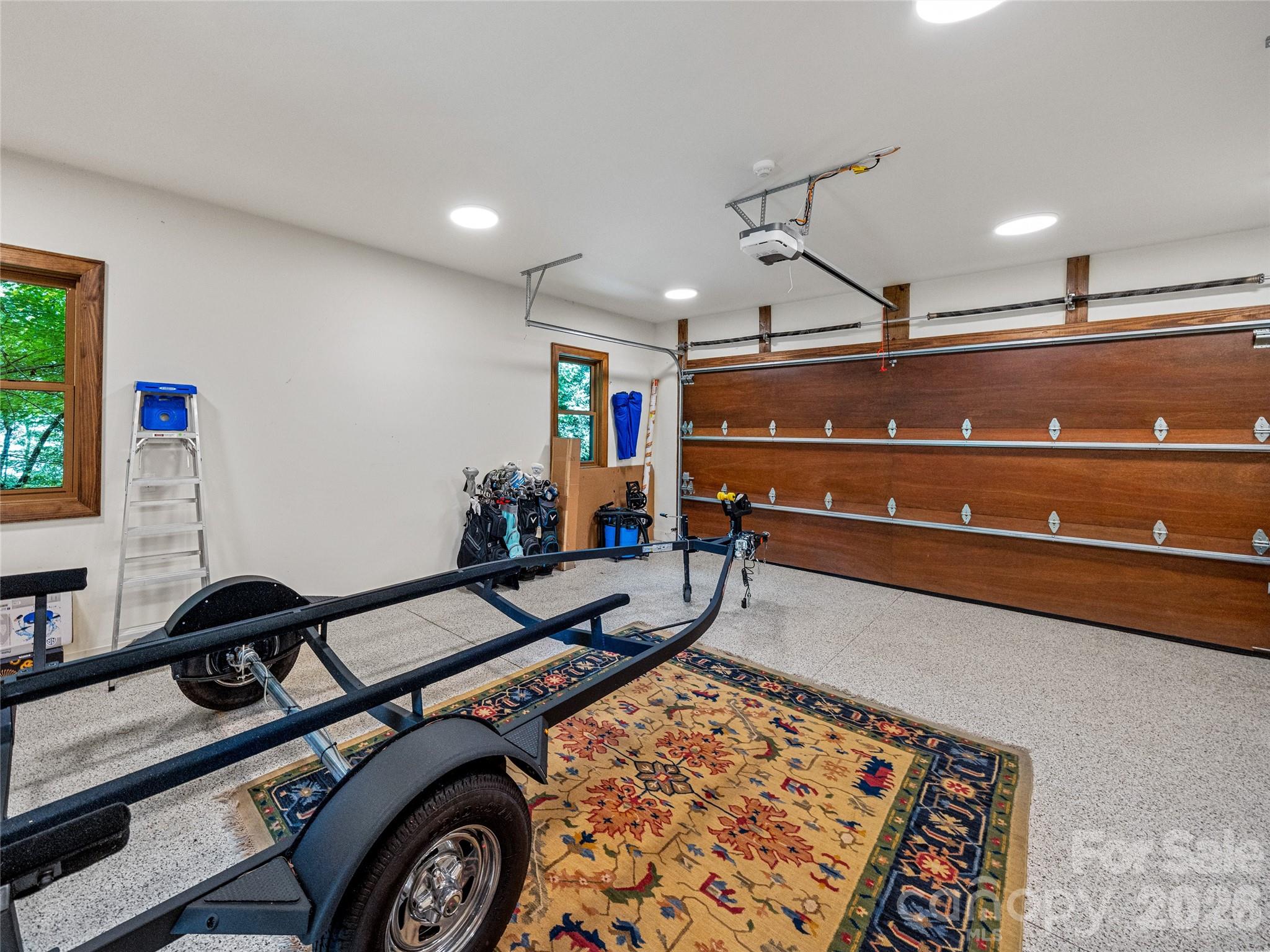 64 Bee Tree Way — Lake Toxaway
