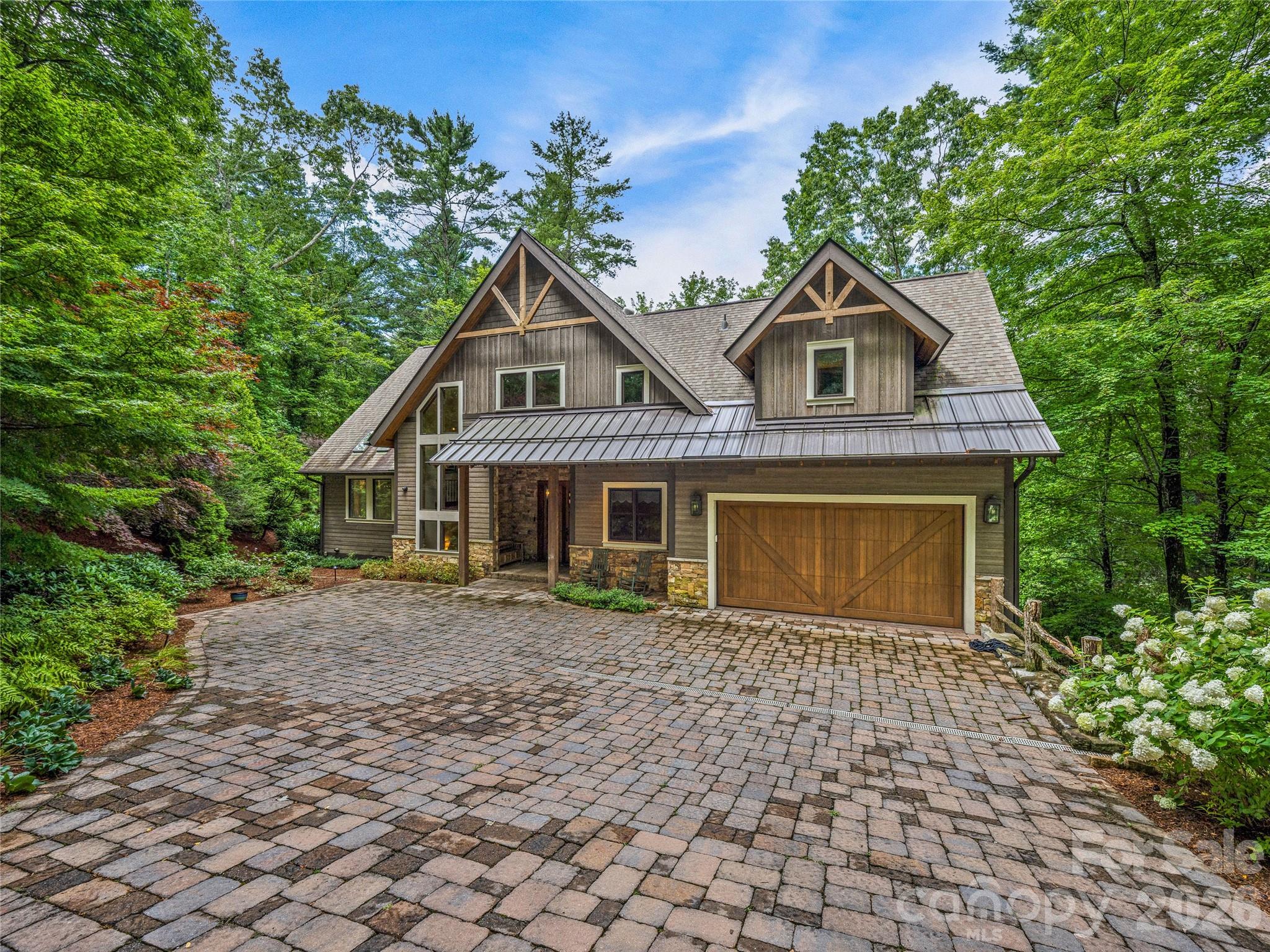 64 Bee Tree Way — Lake Toxaway