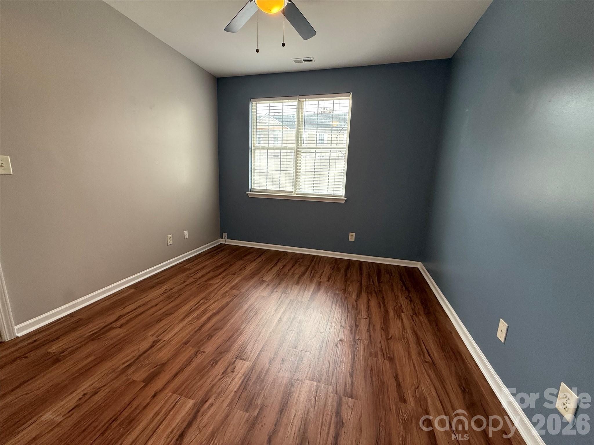 8134 Kings Creek Drive — Charlotte
