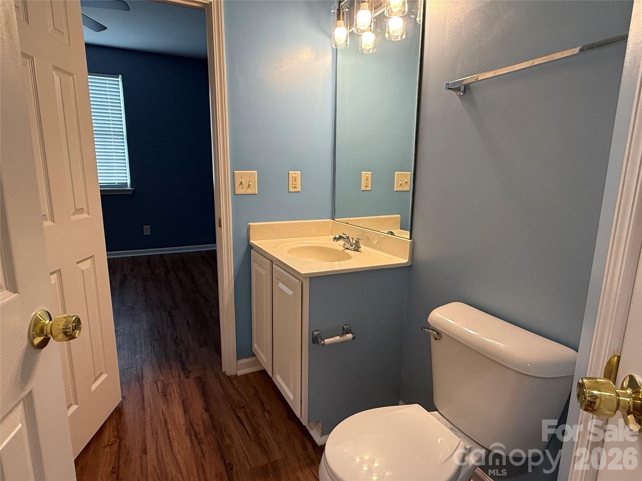 8134 Kings Creek Drive — Charlotte