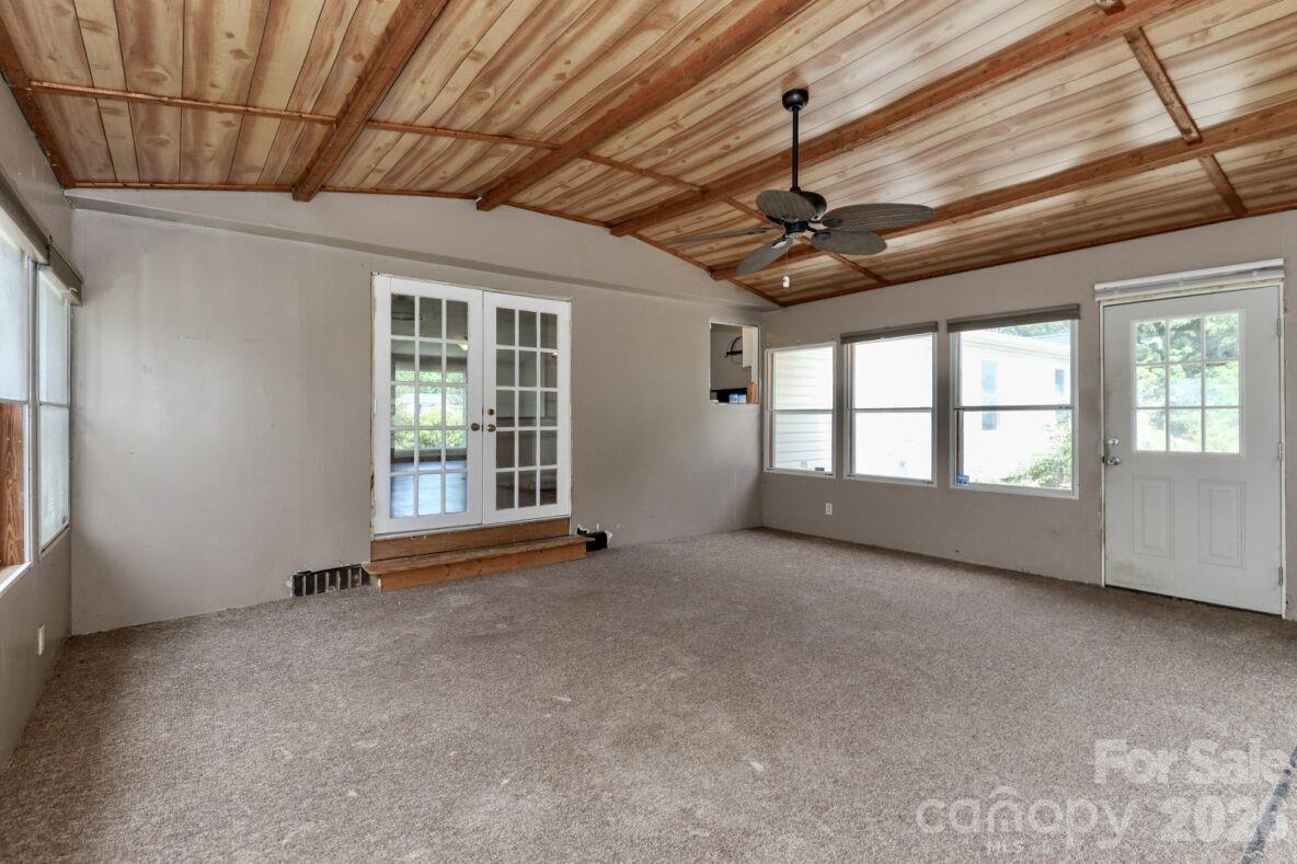 121 Fair Wind Lane — Statesville