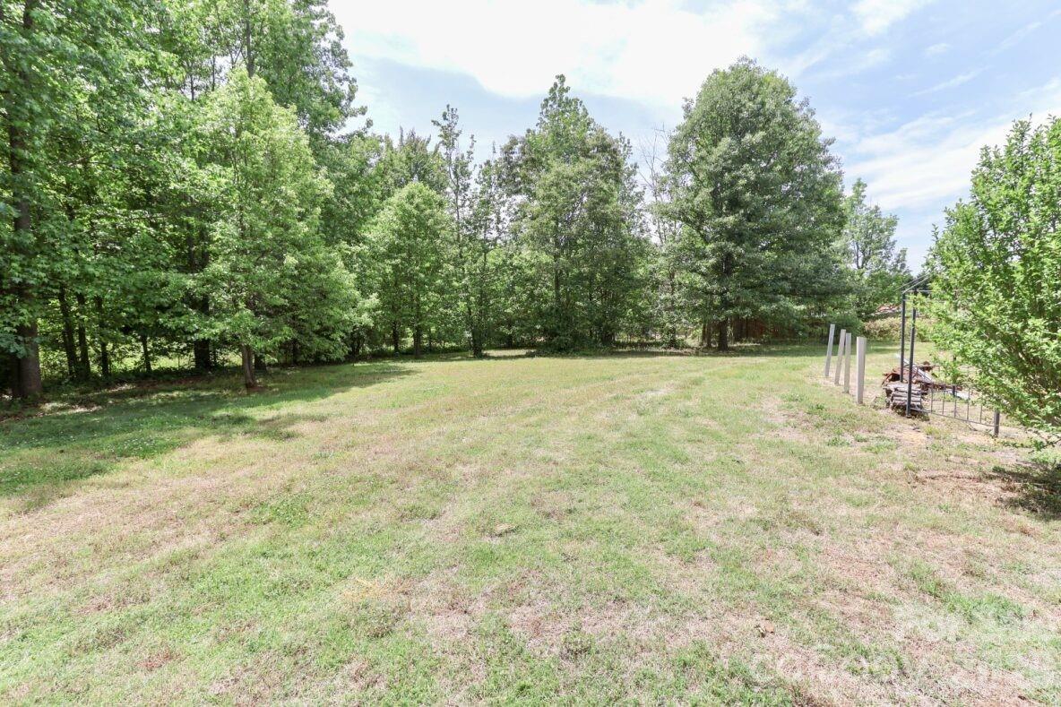 121 Fair Wind Lane — Statesville