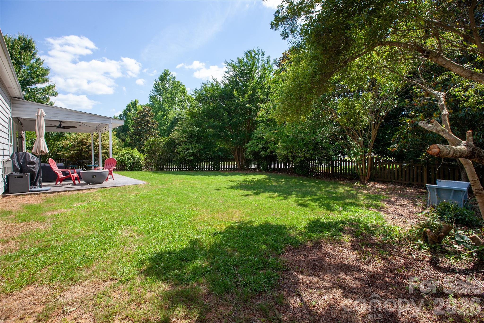 2304 Coltsgate Road — Waxhaw
