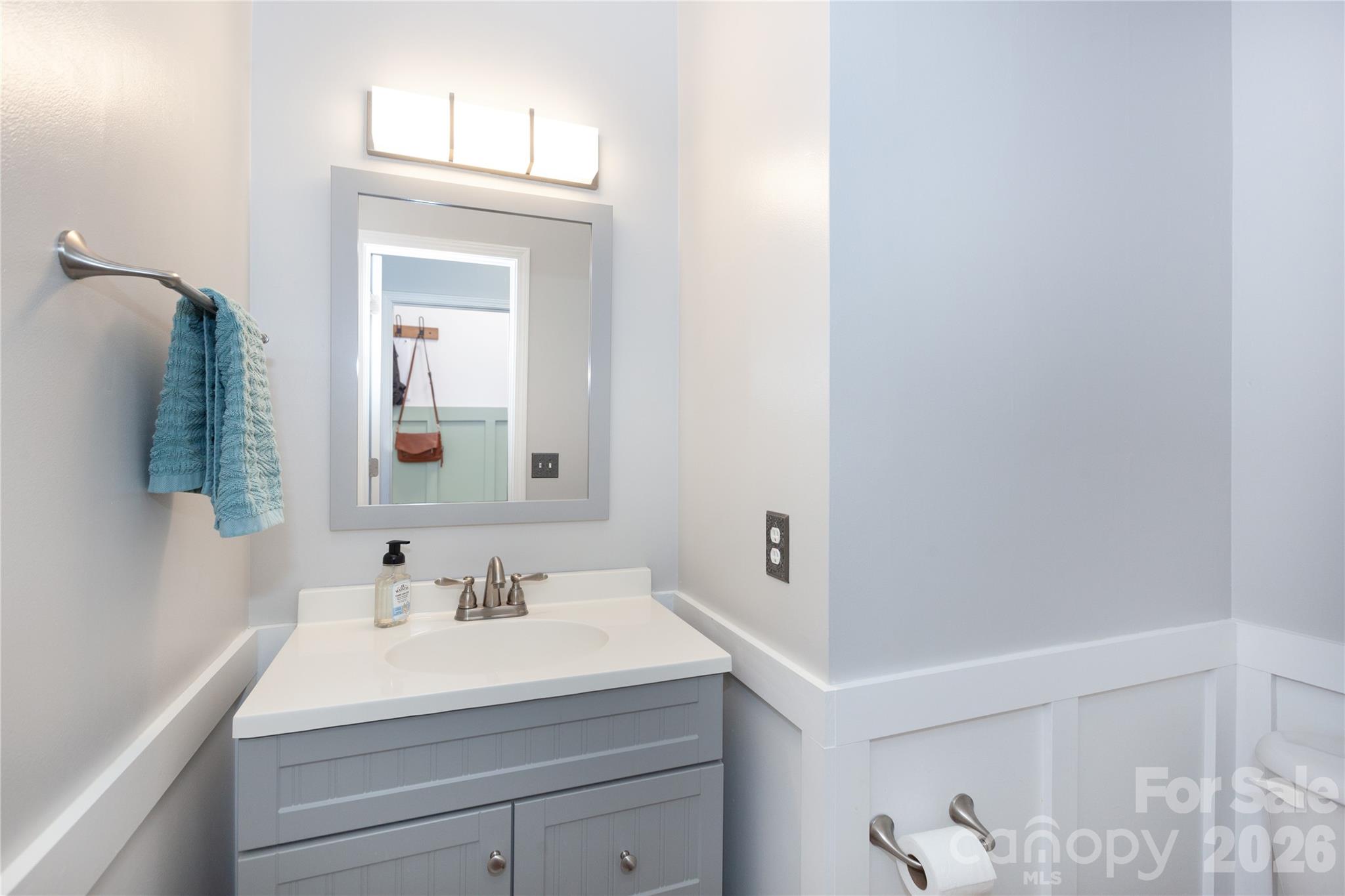 2304 Coltsgate Road — Waxhaw