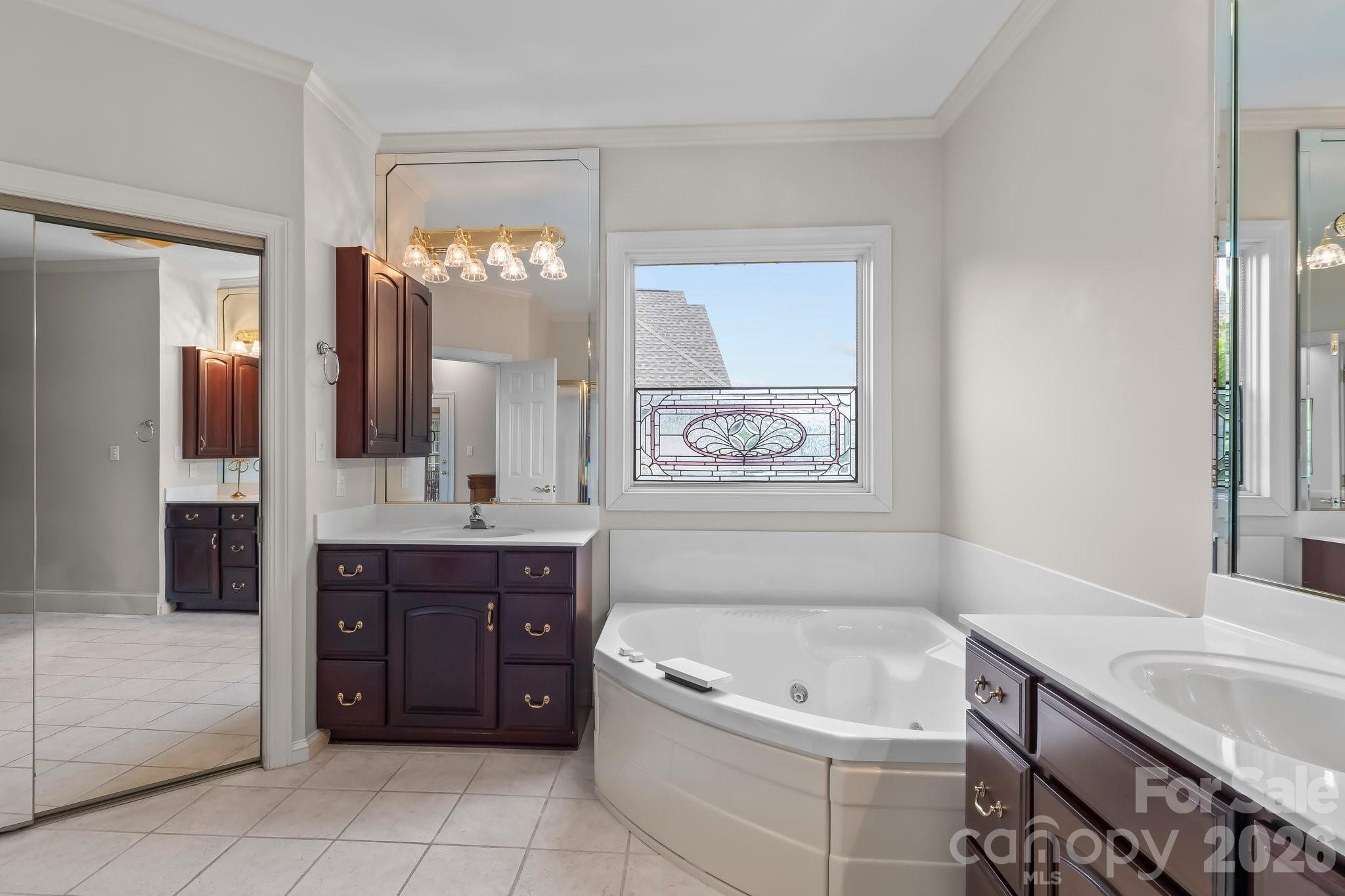 221 Windemere Isle Road — Statesville