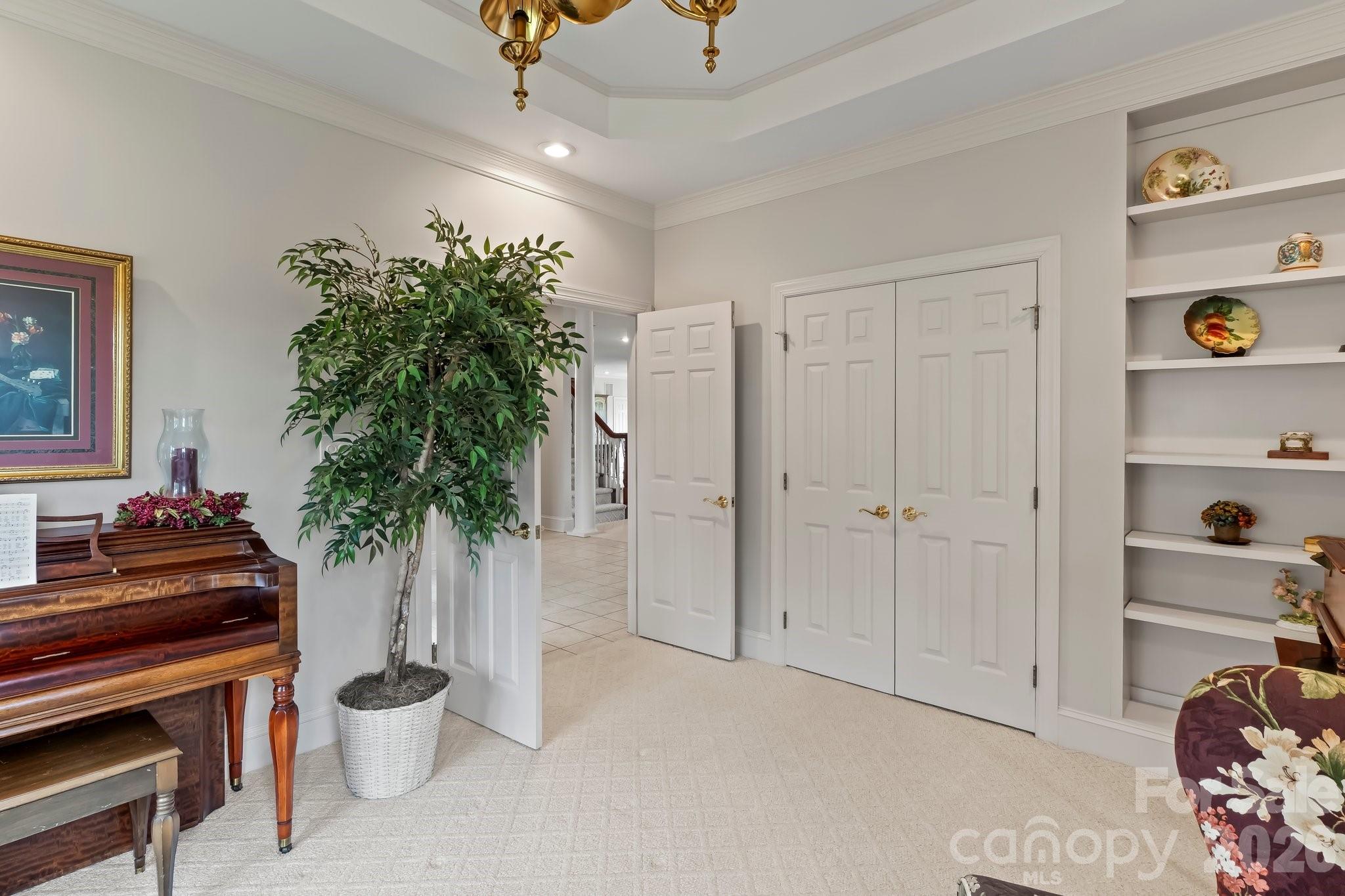 221 Windemere Isle Road — Statesville