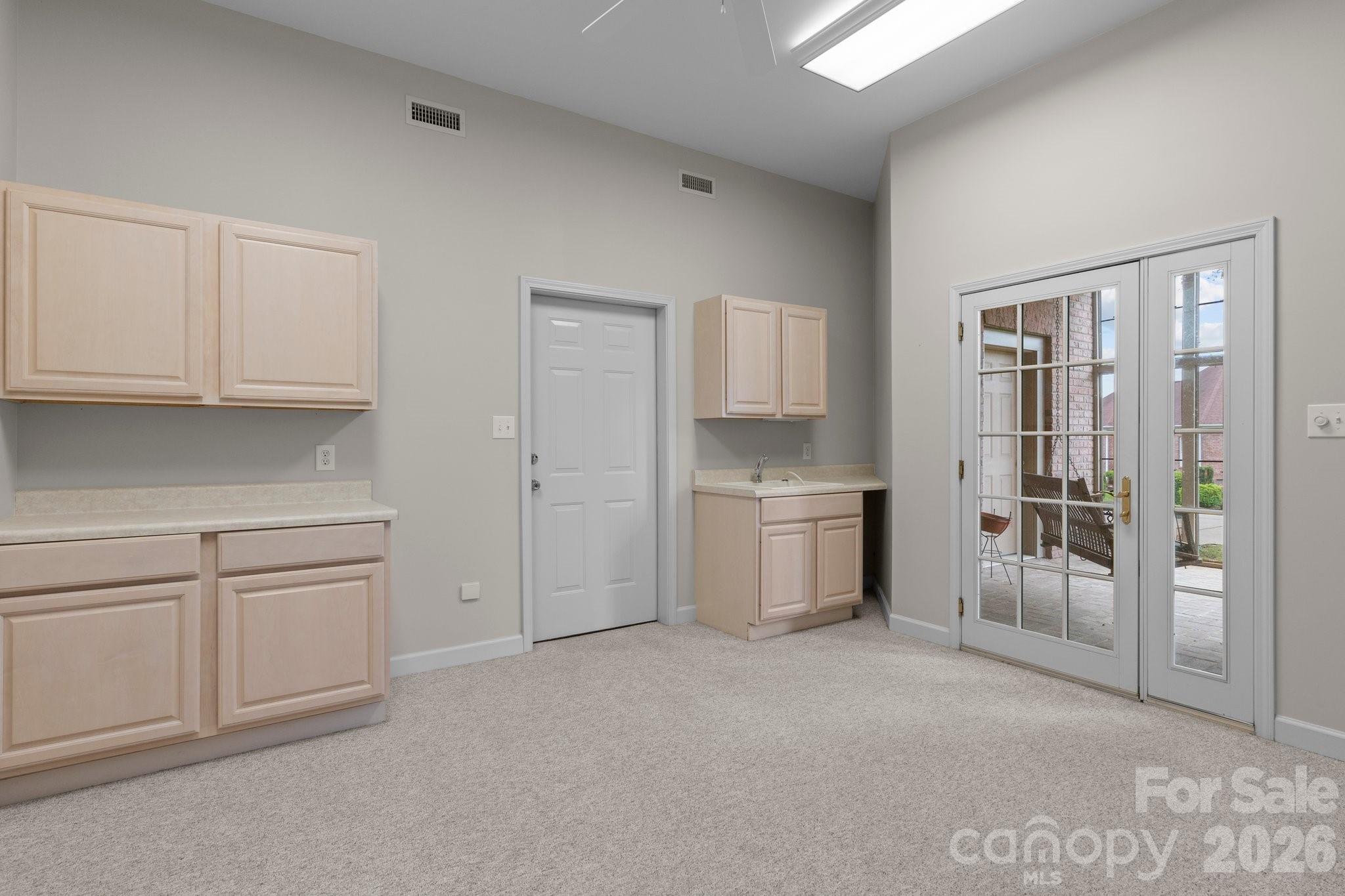221 Windemere Isle Road — Statesville