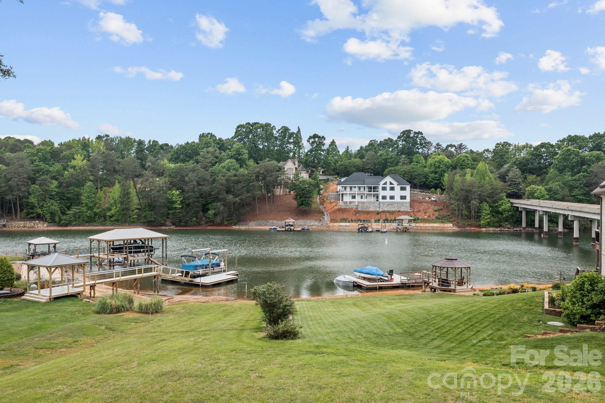 221 Windemere Isle Road — Statesville