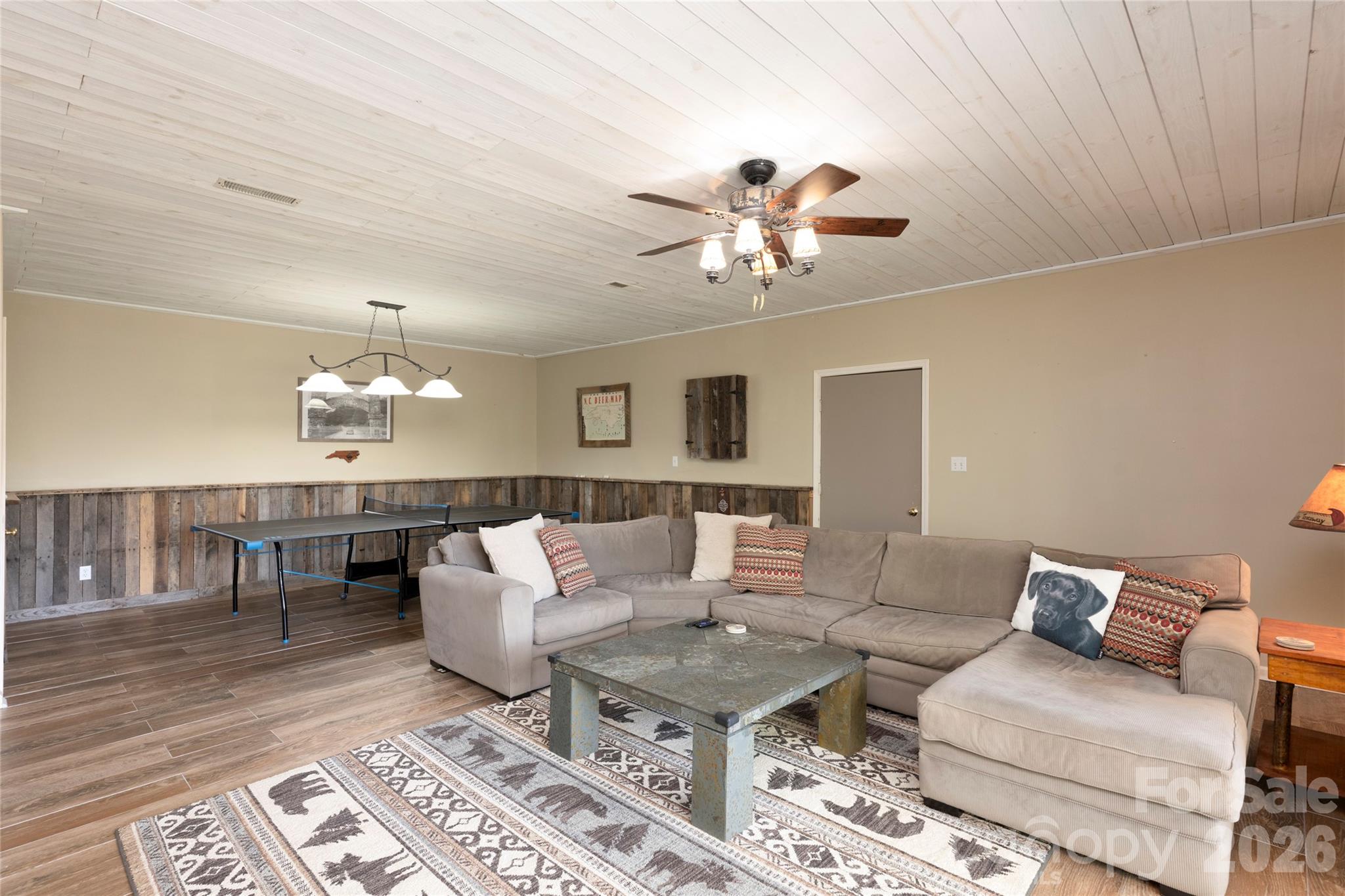 516 Cherokee Trace — Lake Toxaway