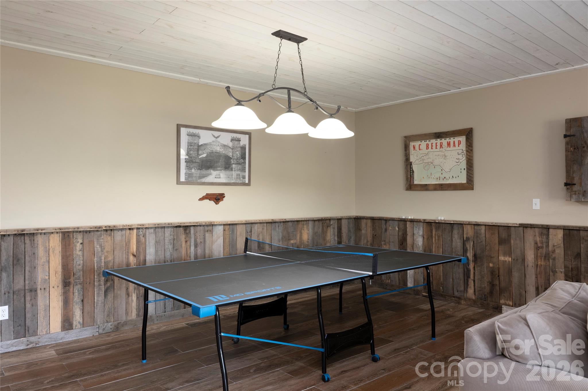 516 Cherokee Trace — Lake Toxaway