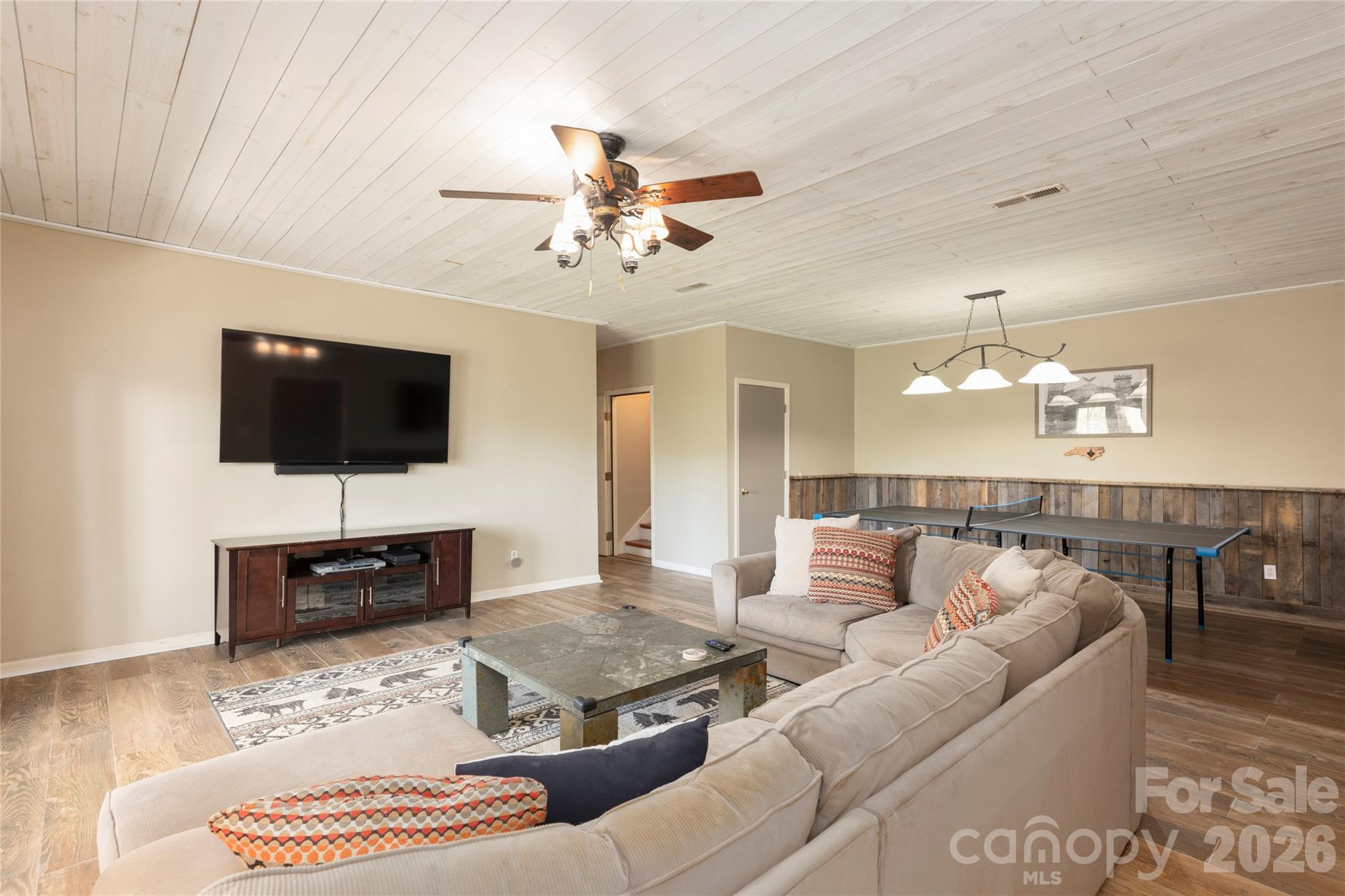 516 Cherokee Trace — Lake Toxaway