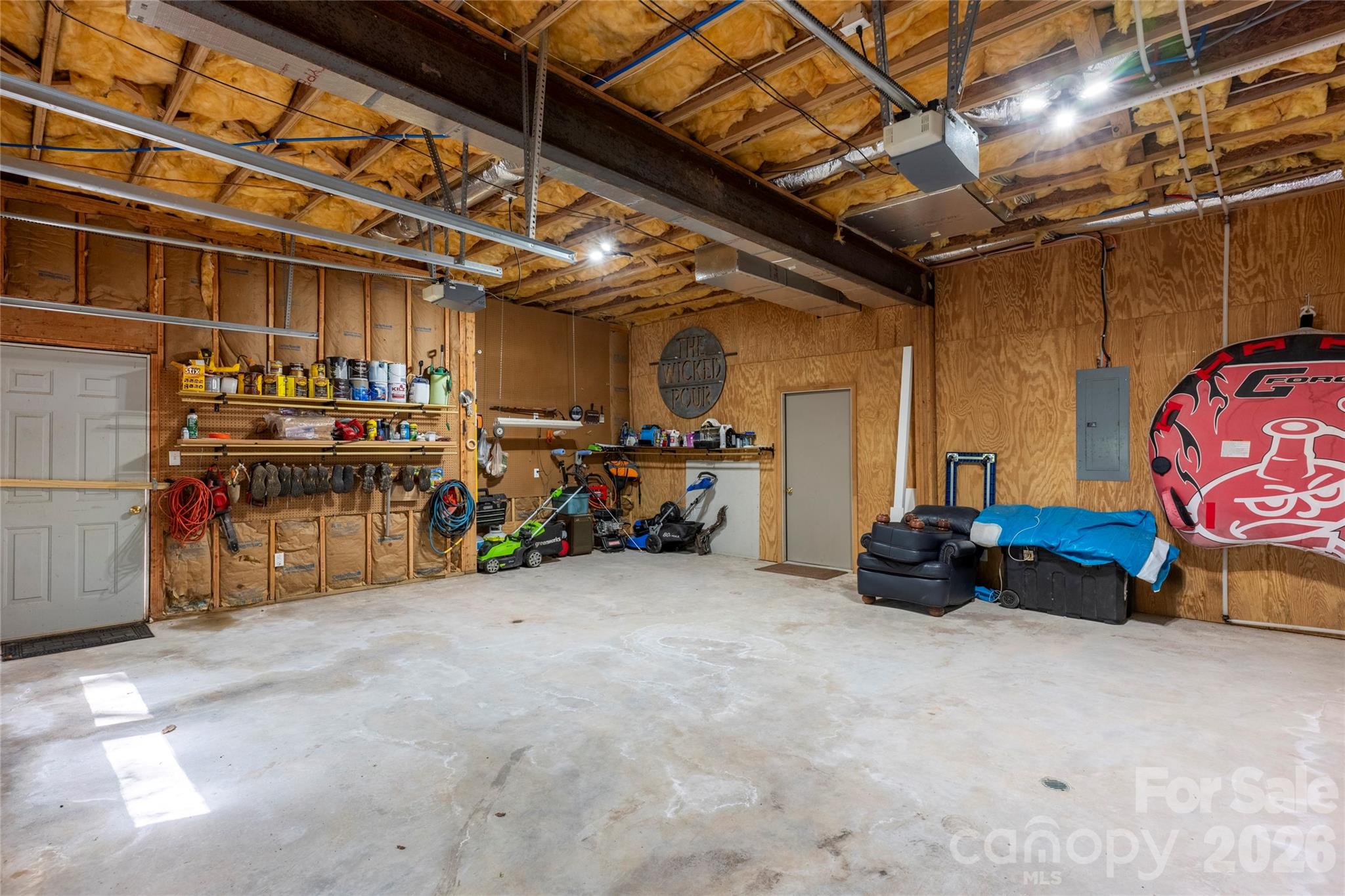516 Cherokee Trace — Lake Toxaway