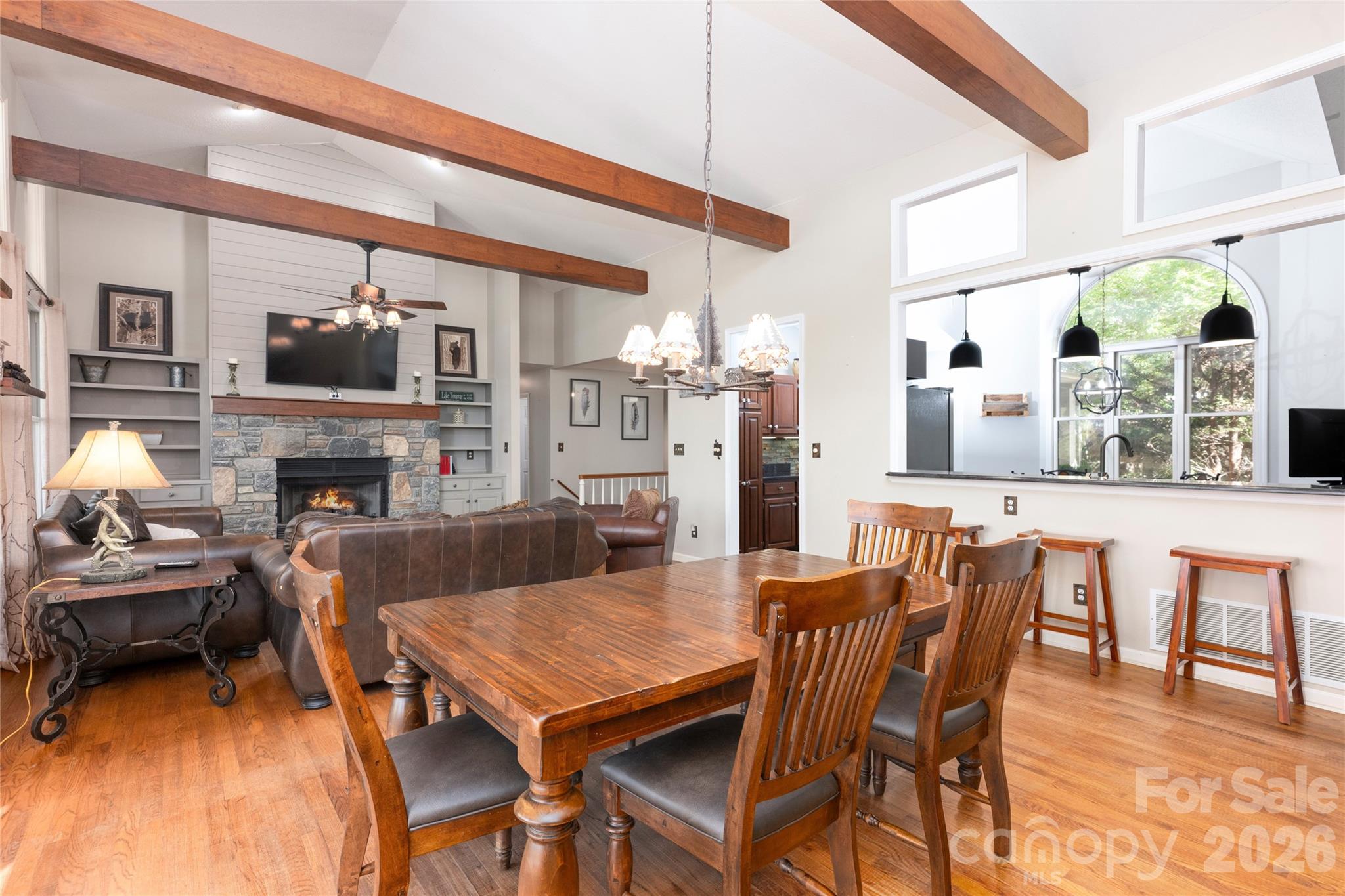 516 Cherokee Trace — Lake Toxaway
