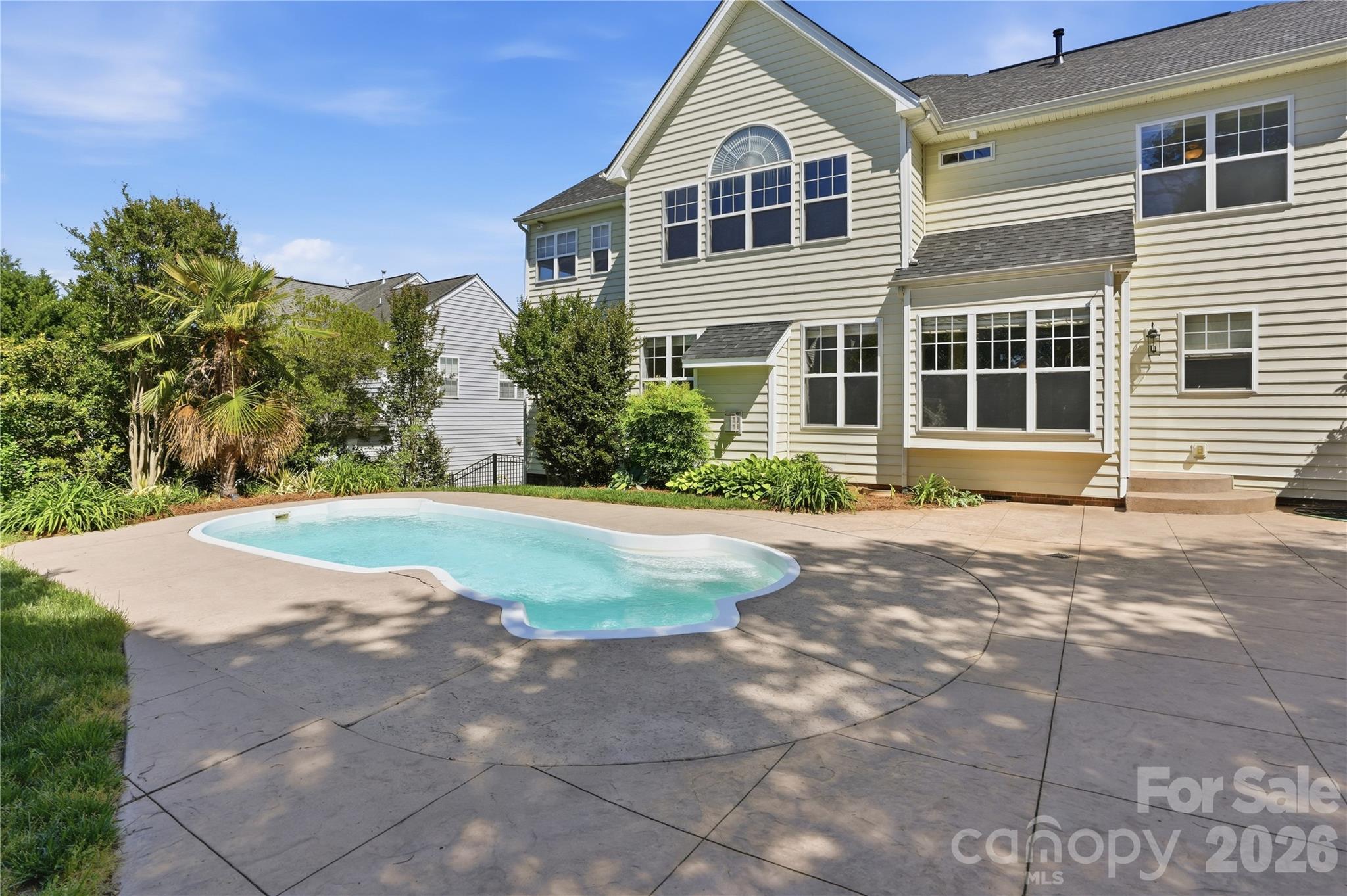 7816 Whisperingwood Drive — Harrisburg