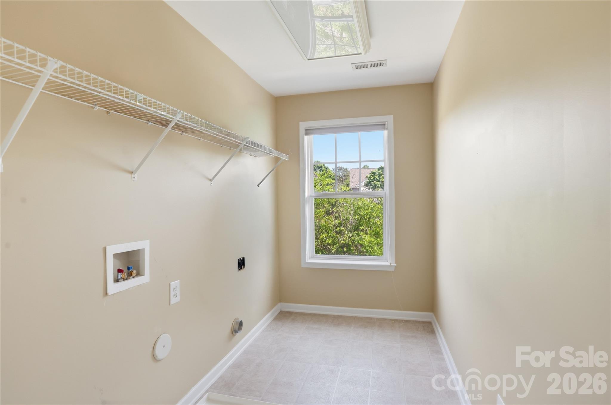 7816 Whisperingwood Drive — Harrisburg