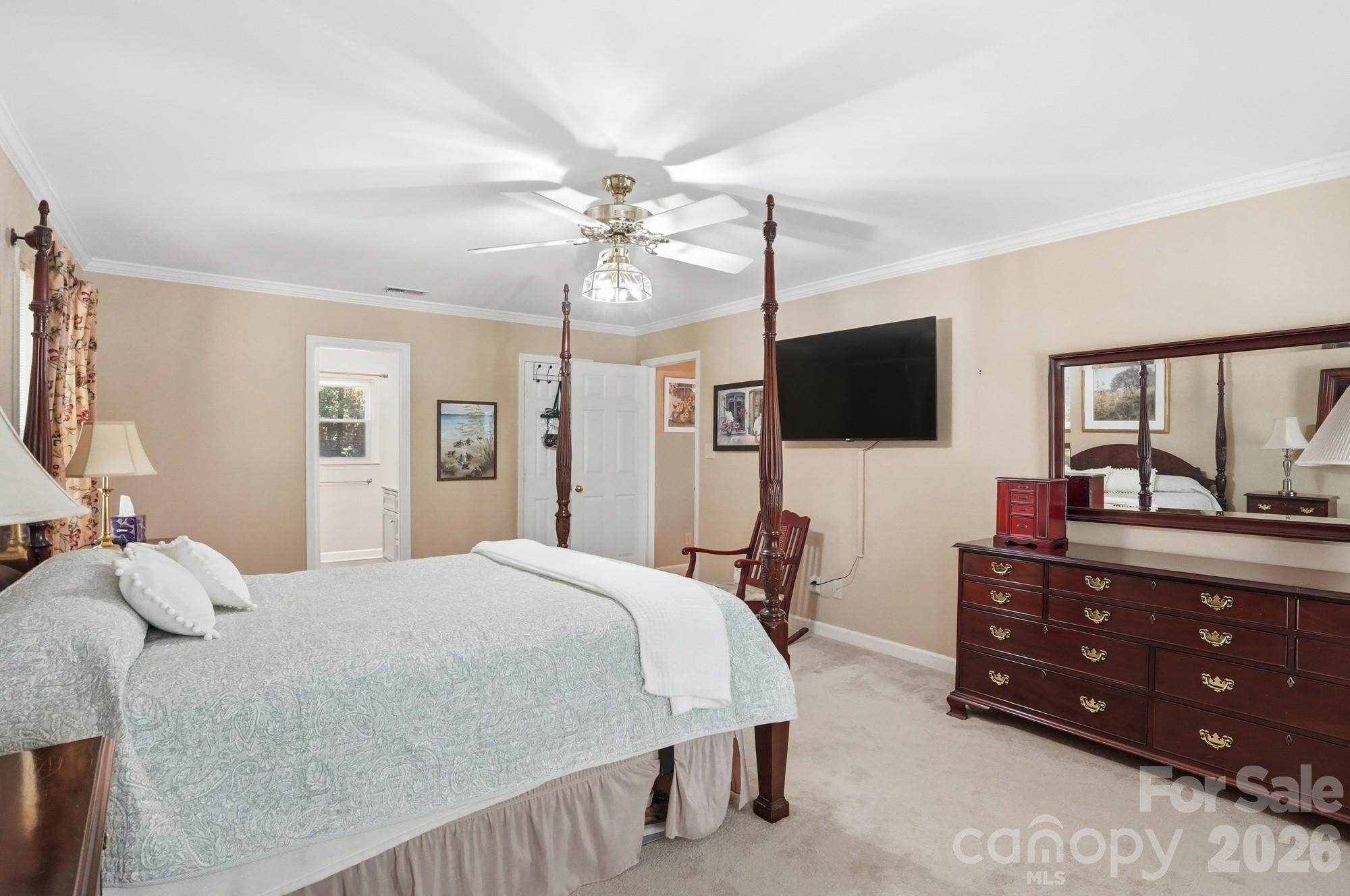269 Charter Oak Court — Mooresville