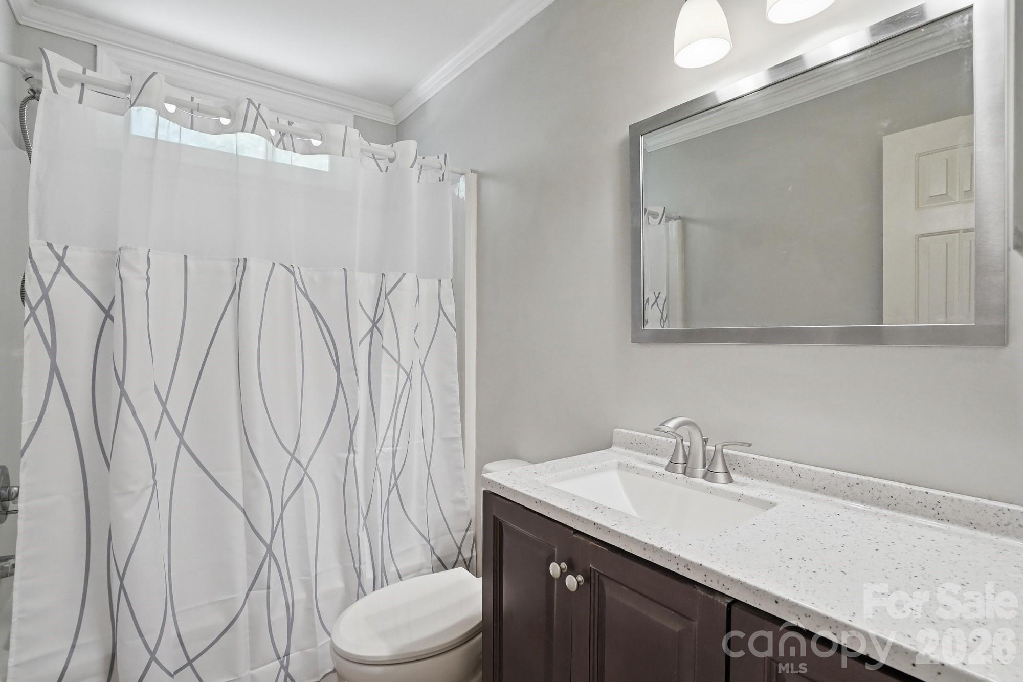 269 Charter Oak Court — Mooresville