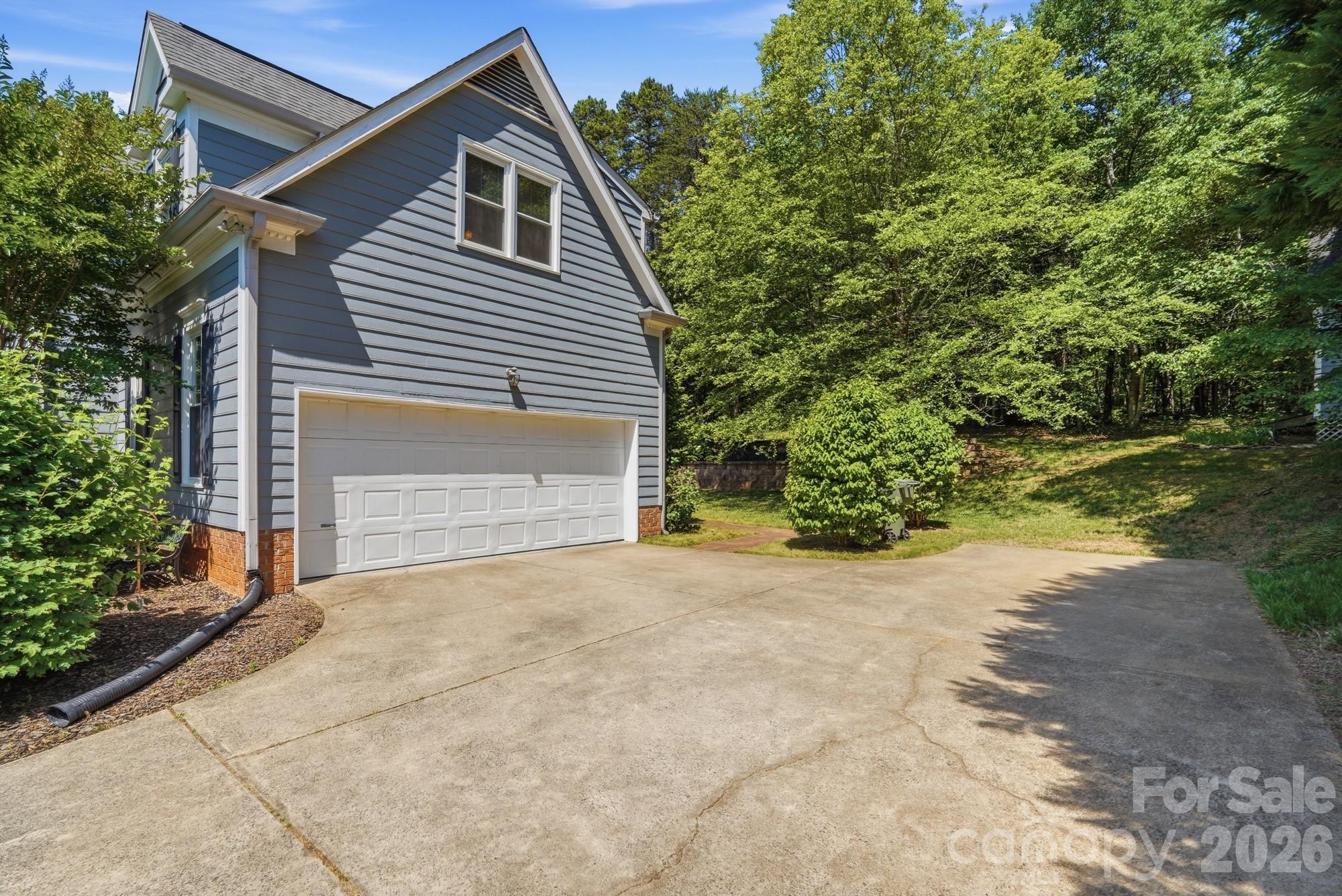 269 Charter Oak Court — Mooresville