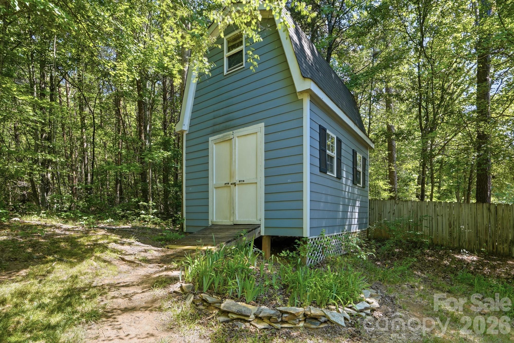 269 Charter Oak Court — Mooresville