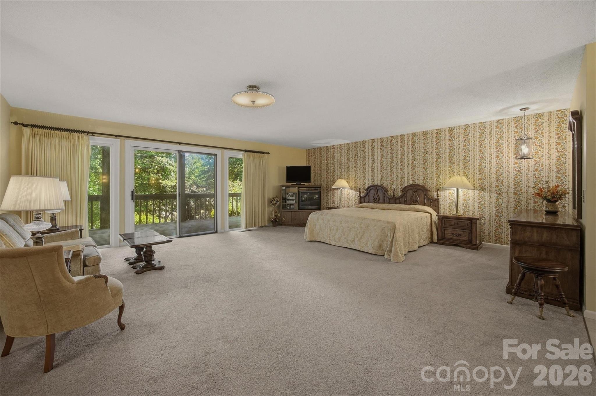 2718 Arden Drive — Lenoir