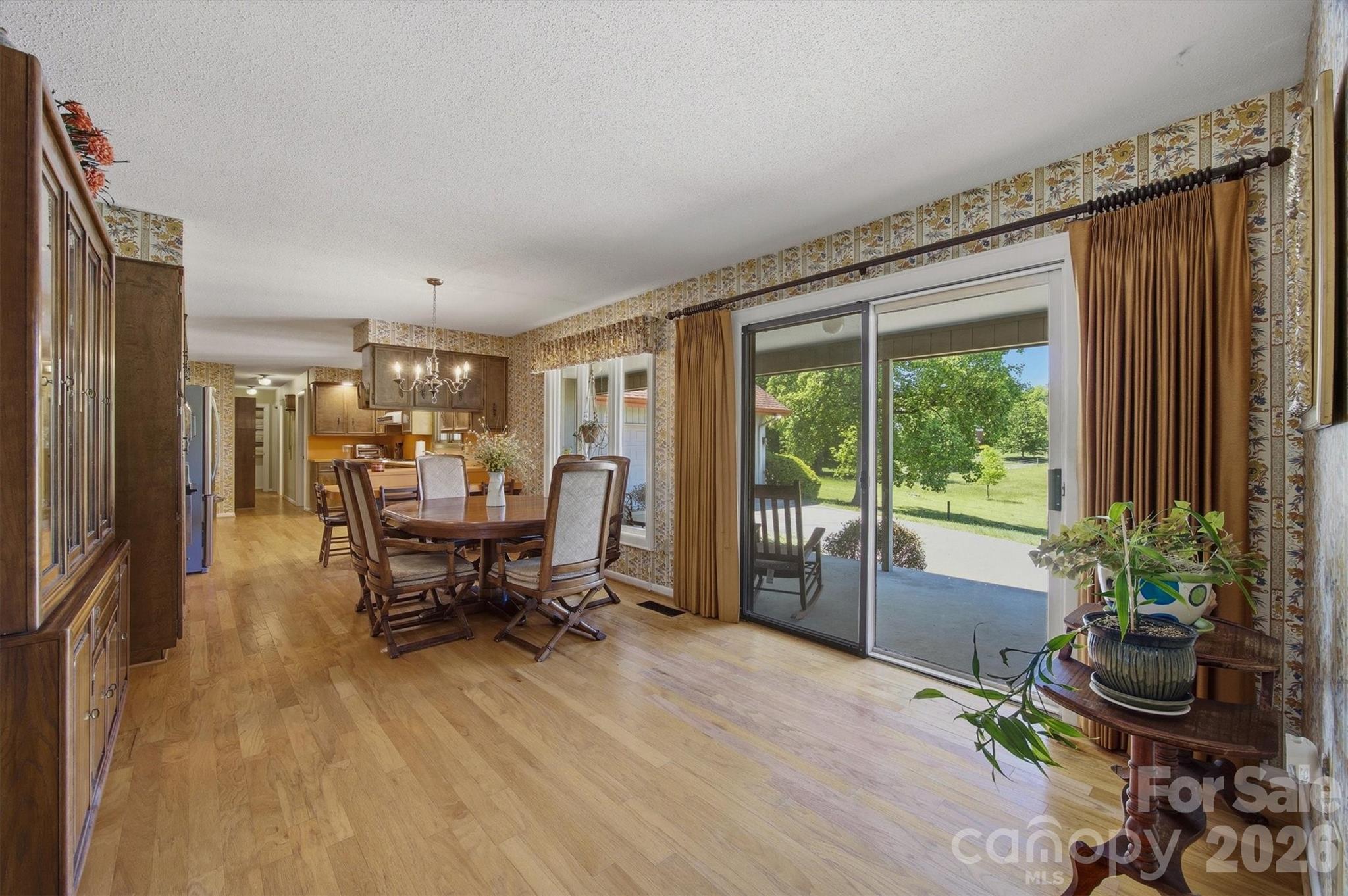 2718 Arden Drive — Lenoir