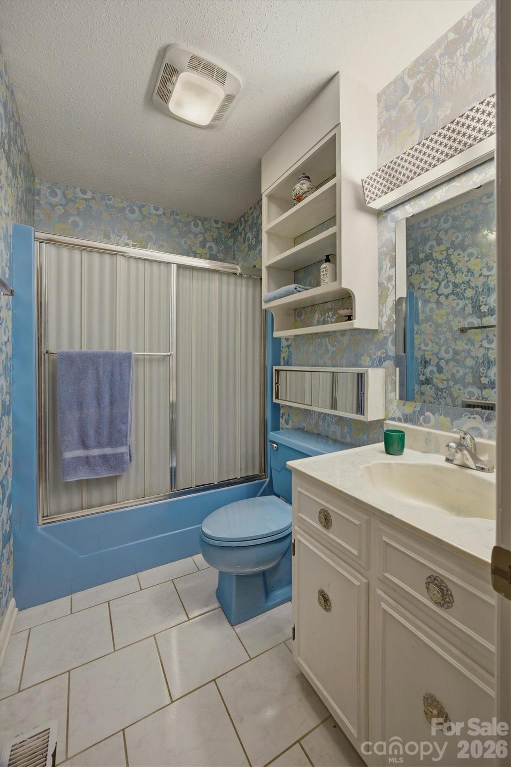 2718 Arden Drive — Lenoir