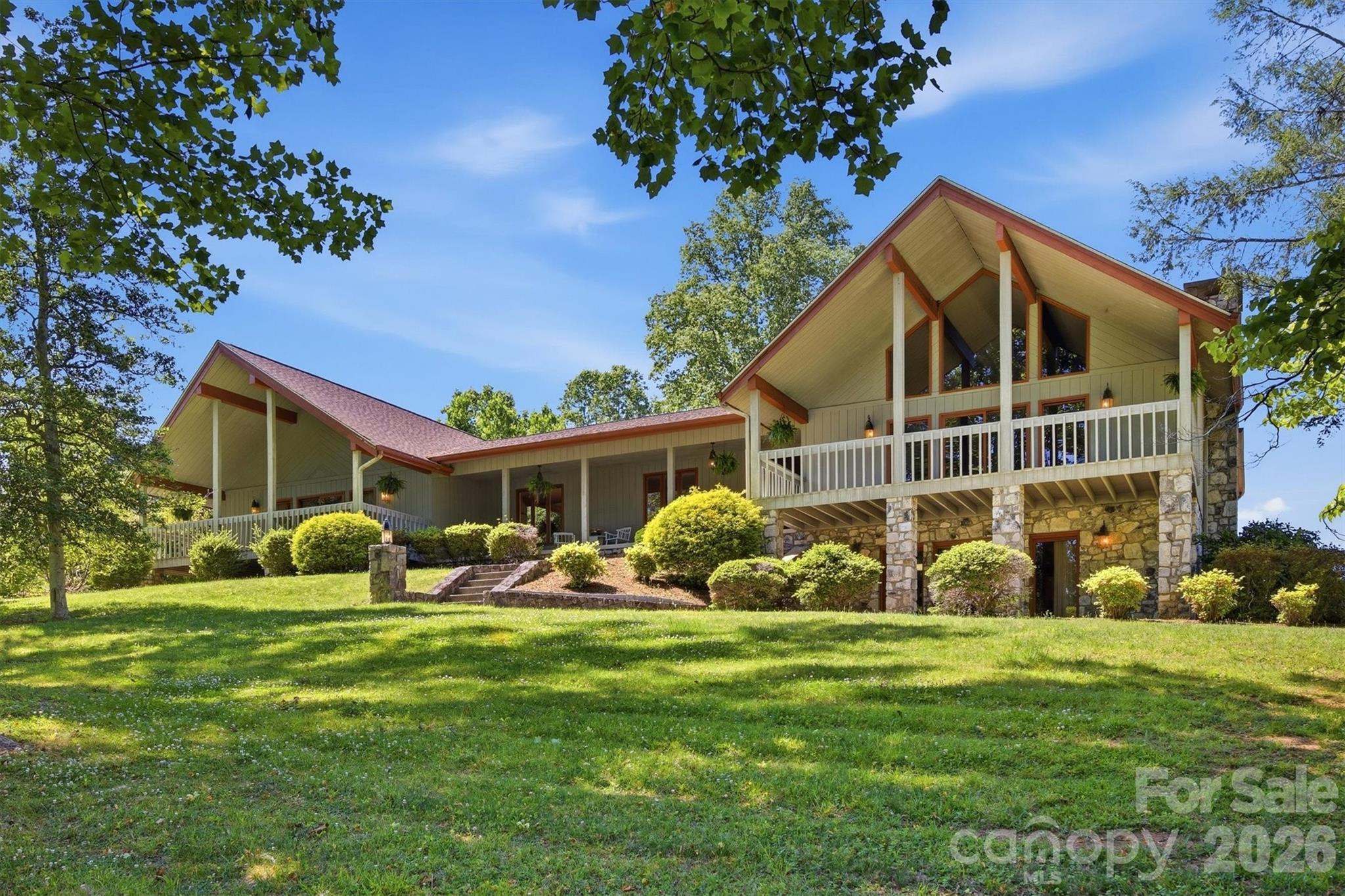 2718 Arden Drive — Lenoir