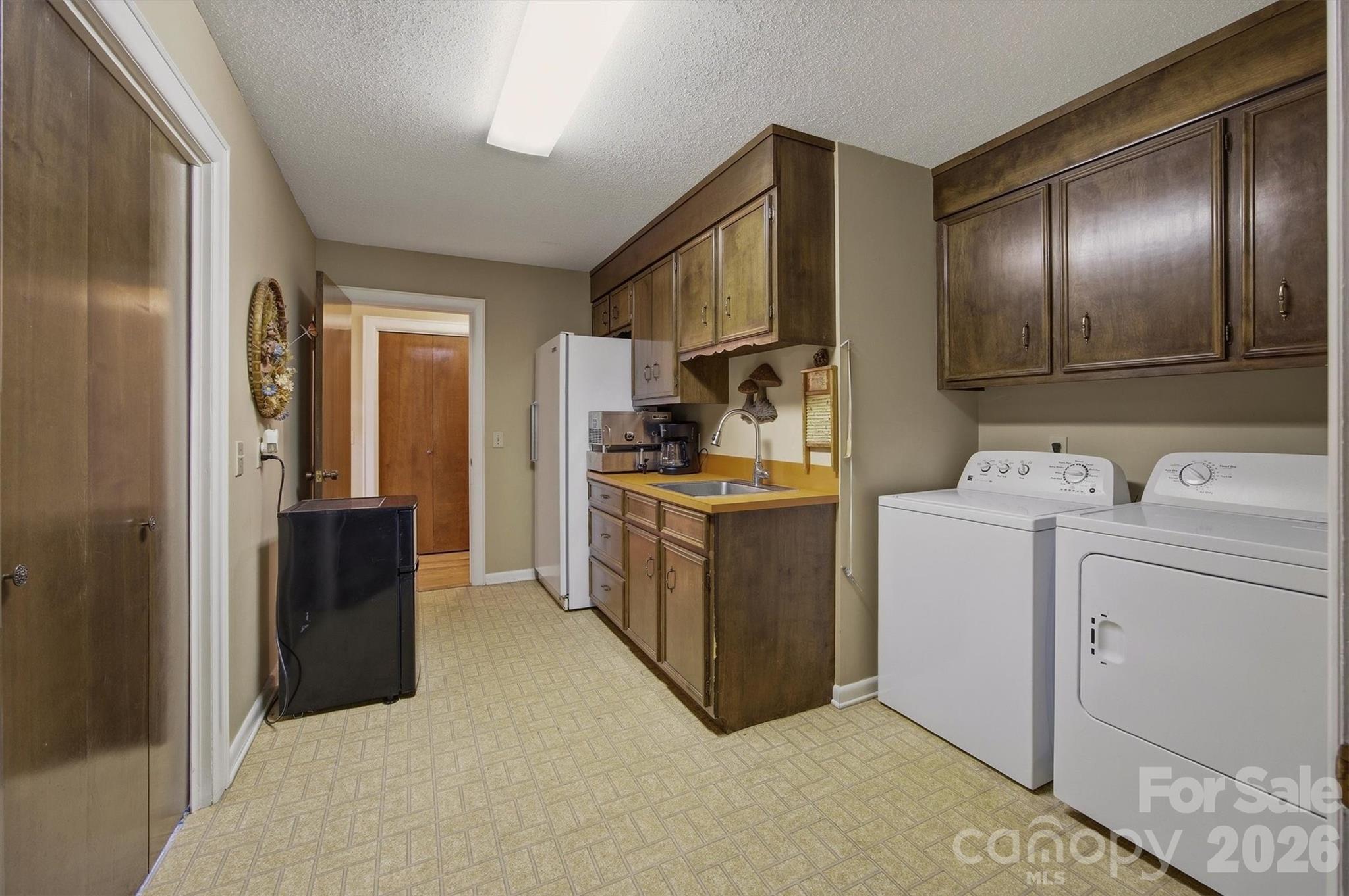 2718 Arden Drive — Lenoir