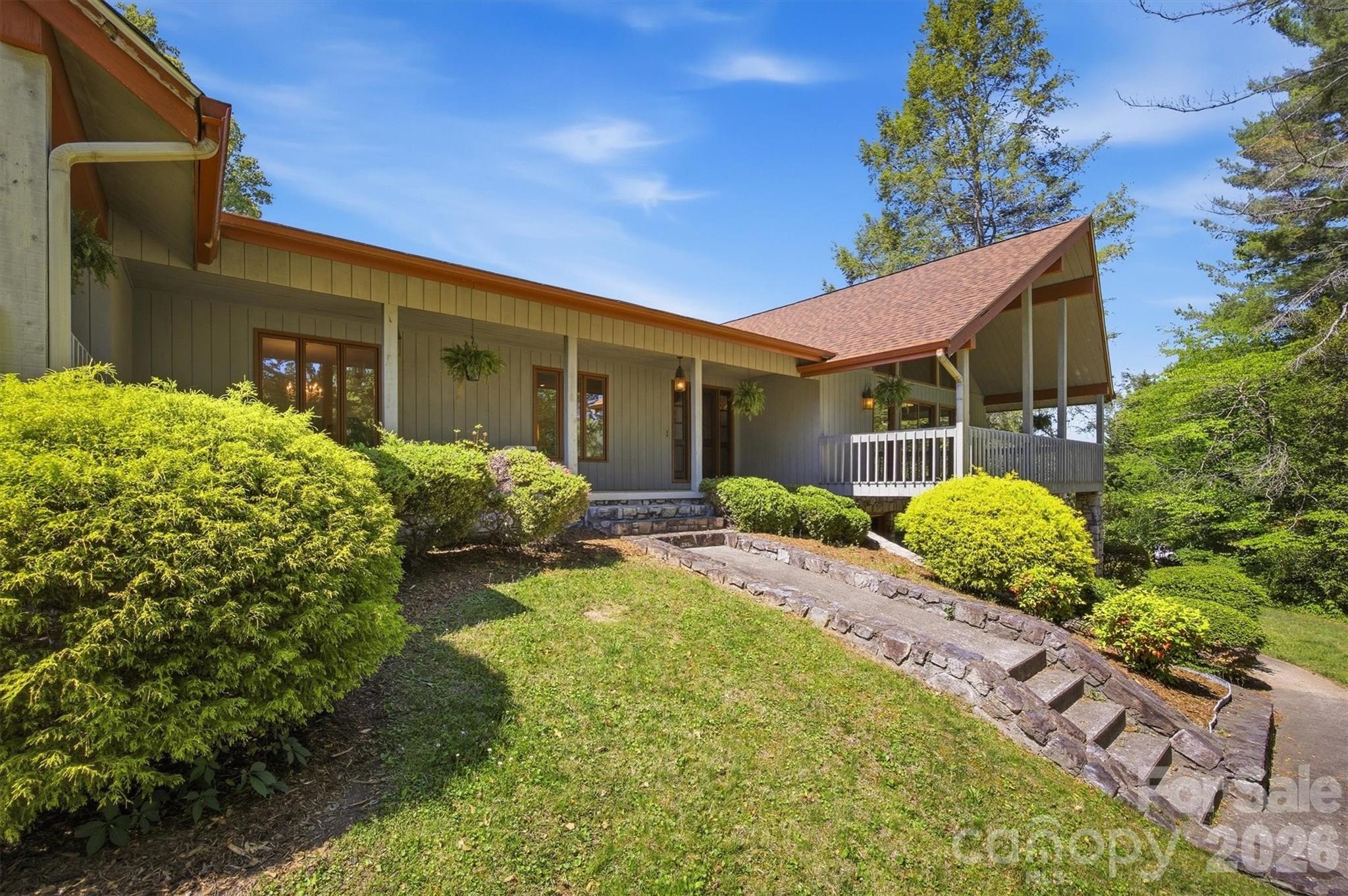 2718 Arden Drive — Lenoir