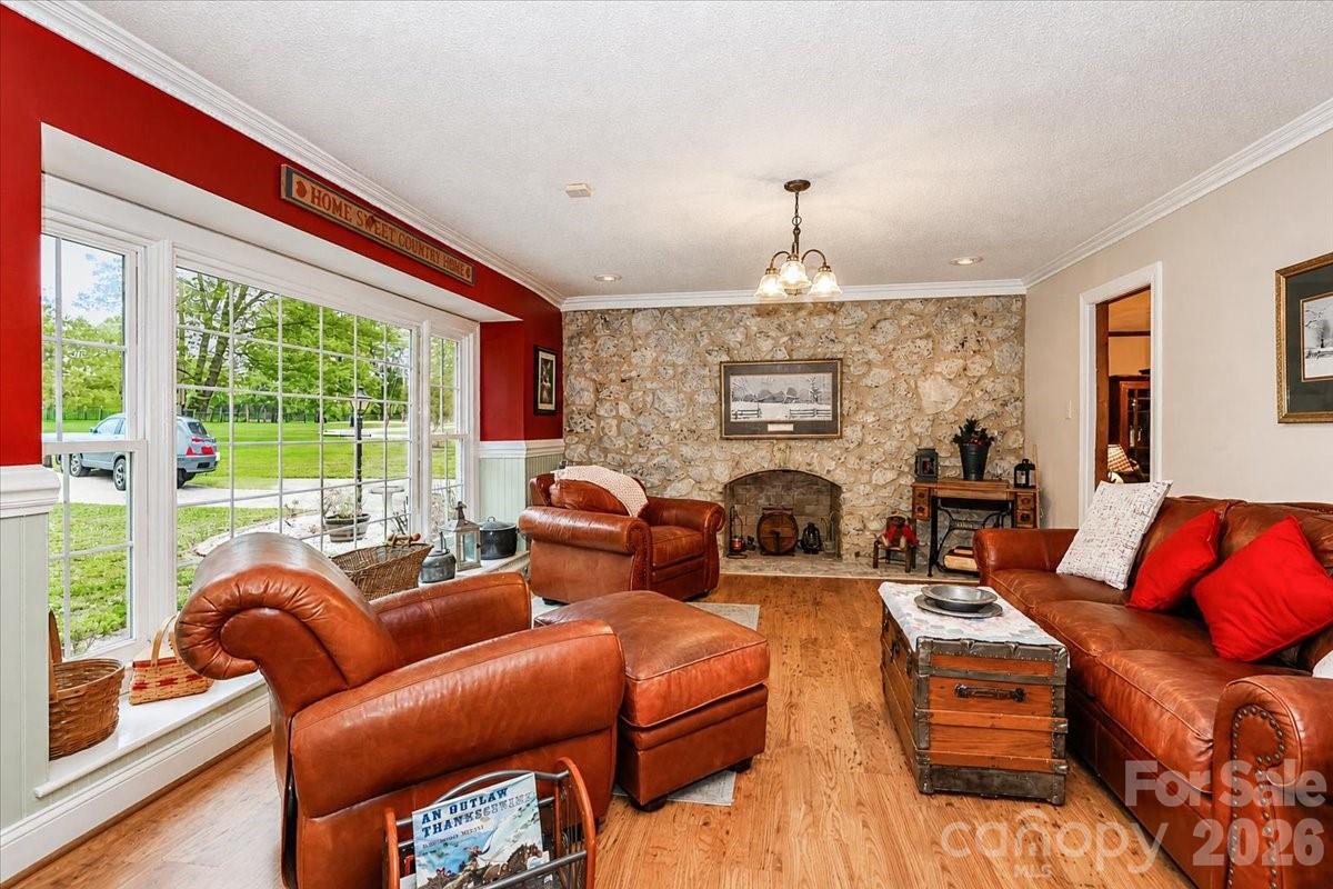 111 Wildflower Lane — Statesville