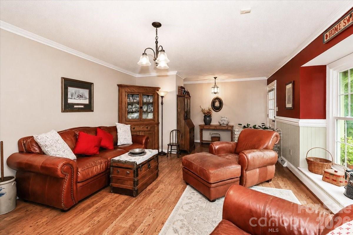 111 Wildflower Lane — Statesville