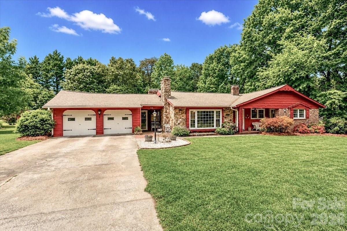 111 Wildflower Lane — Statesville