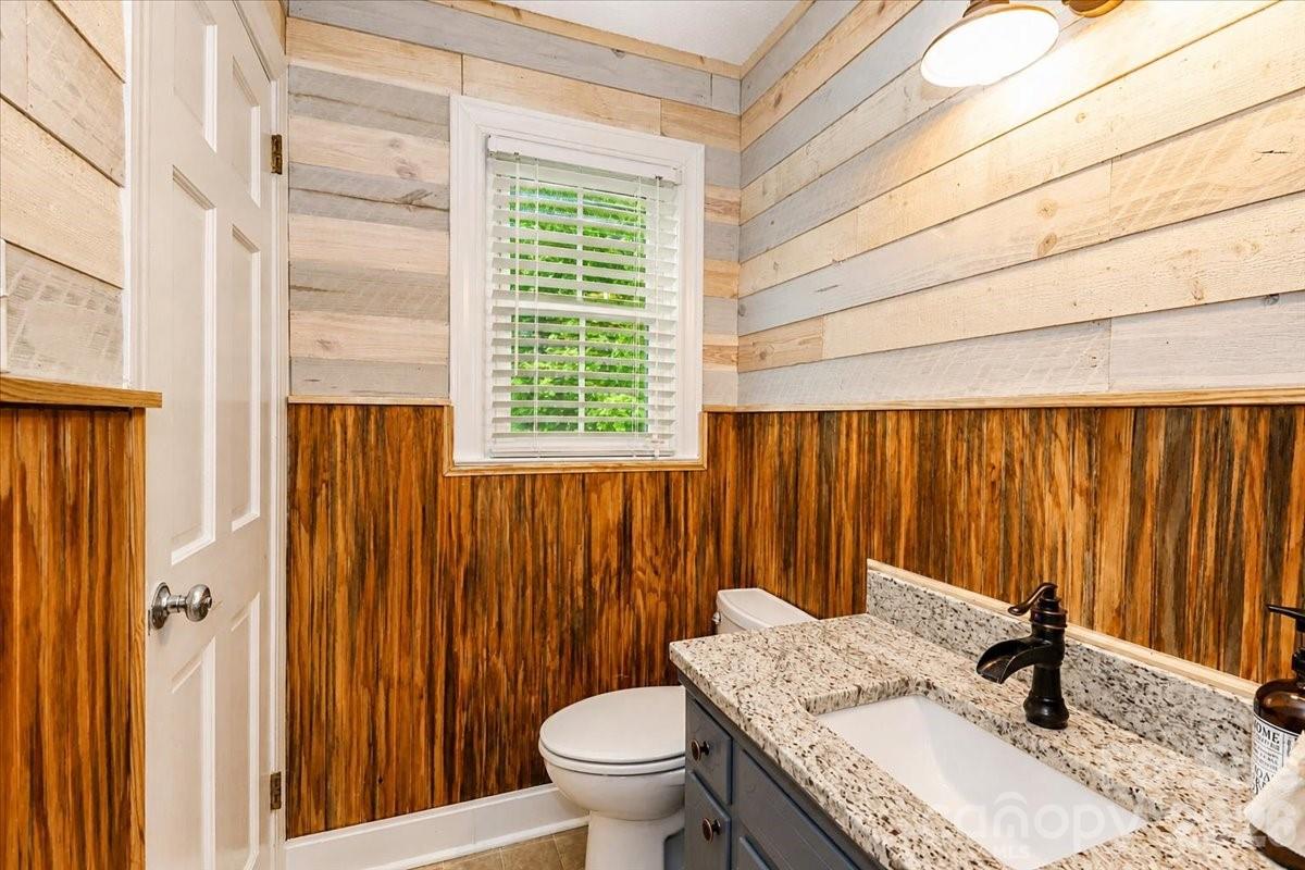 111 Wildflower Lane — Statesville