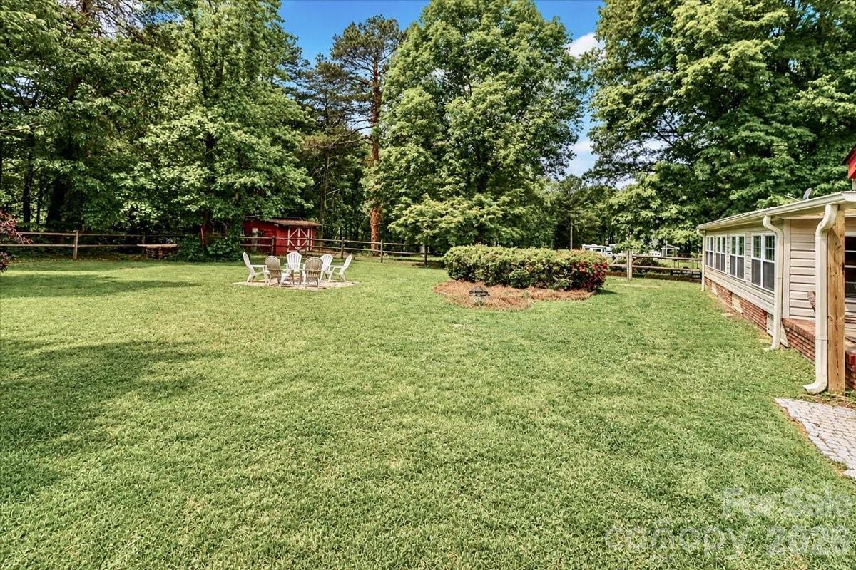 111 Wildflower Lane — Statesville