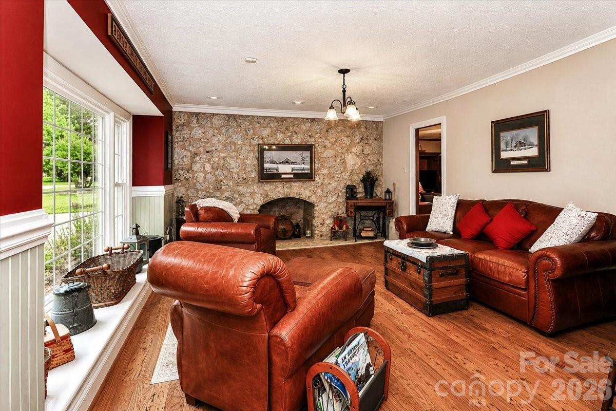 111 Wildflower Lane — Statesville