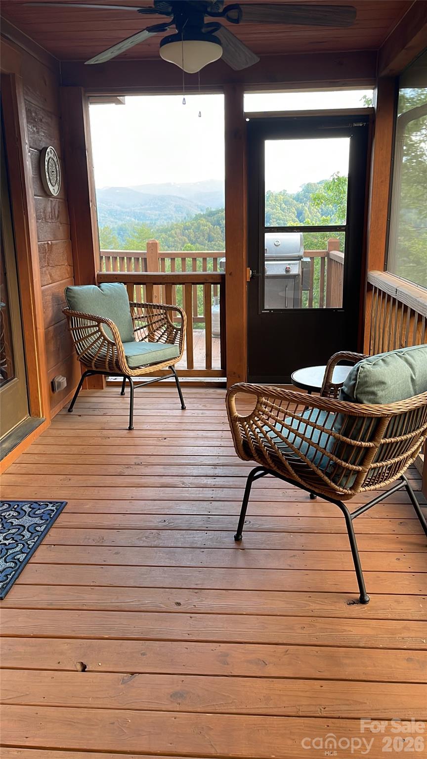 6749 Fire Crest Lane — Lenoir