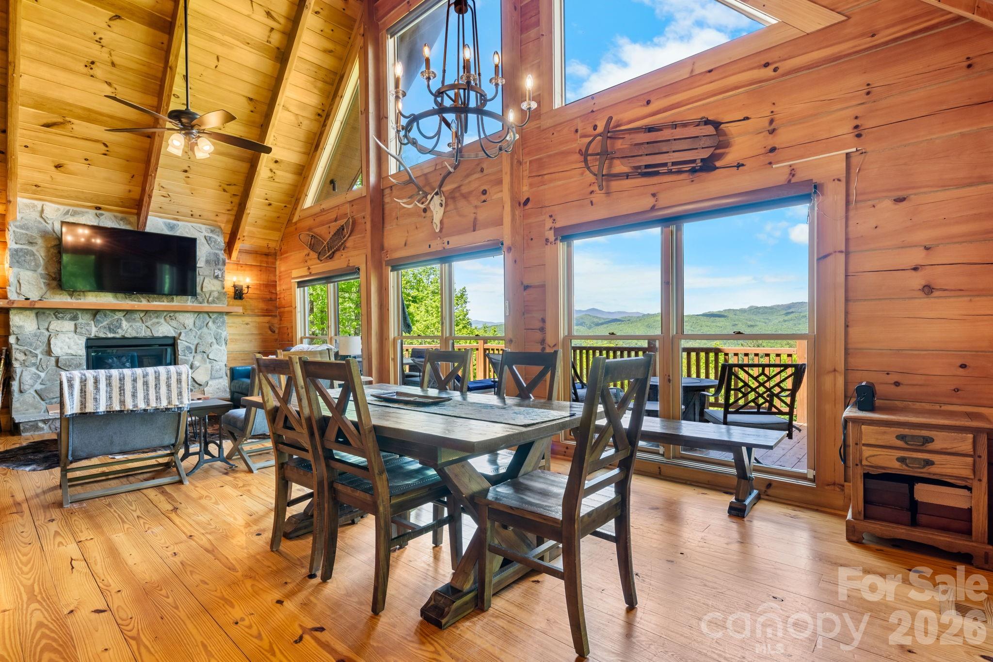6749 Fire Crest Lane — Lenoir