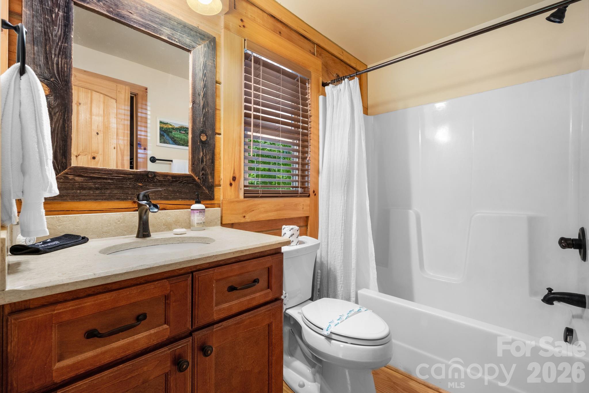 6749 Fire Crest Lane — Lenoir