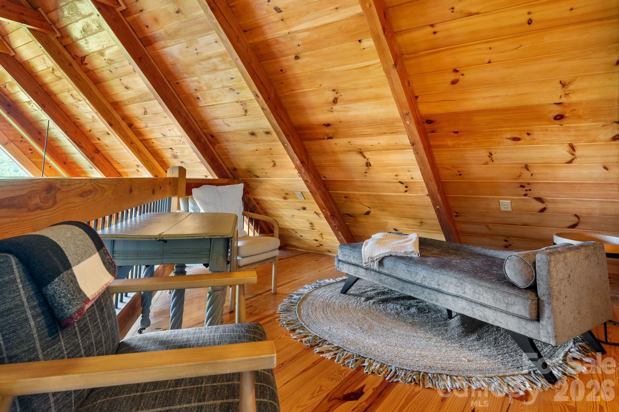 6749 Fire Crest Lane — Lenoir