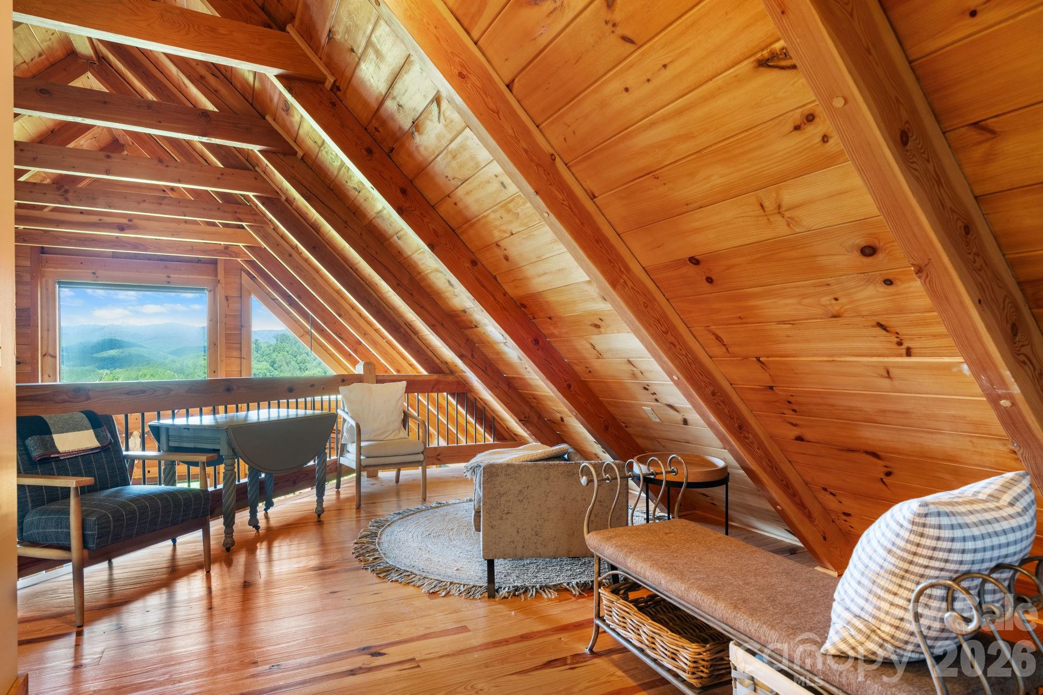6749 Fire Crest Lane — Lenoir