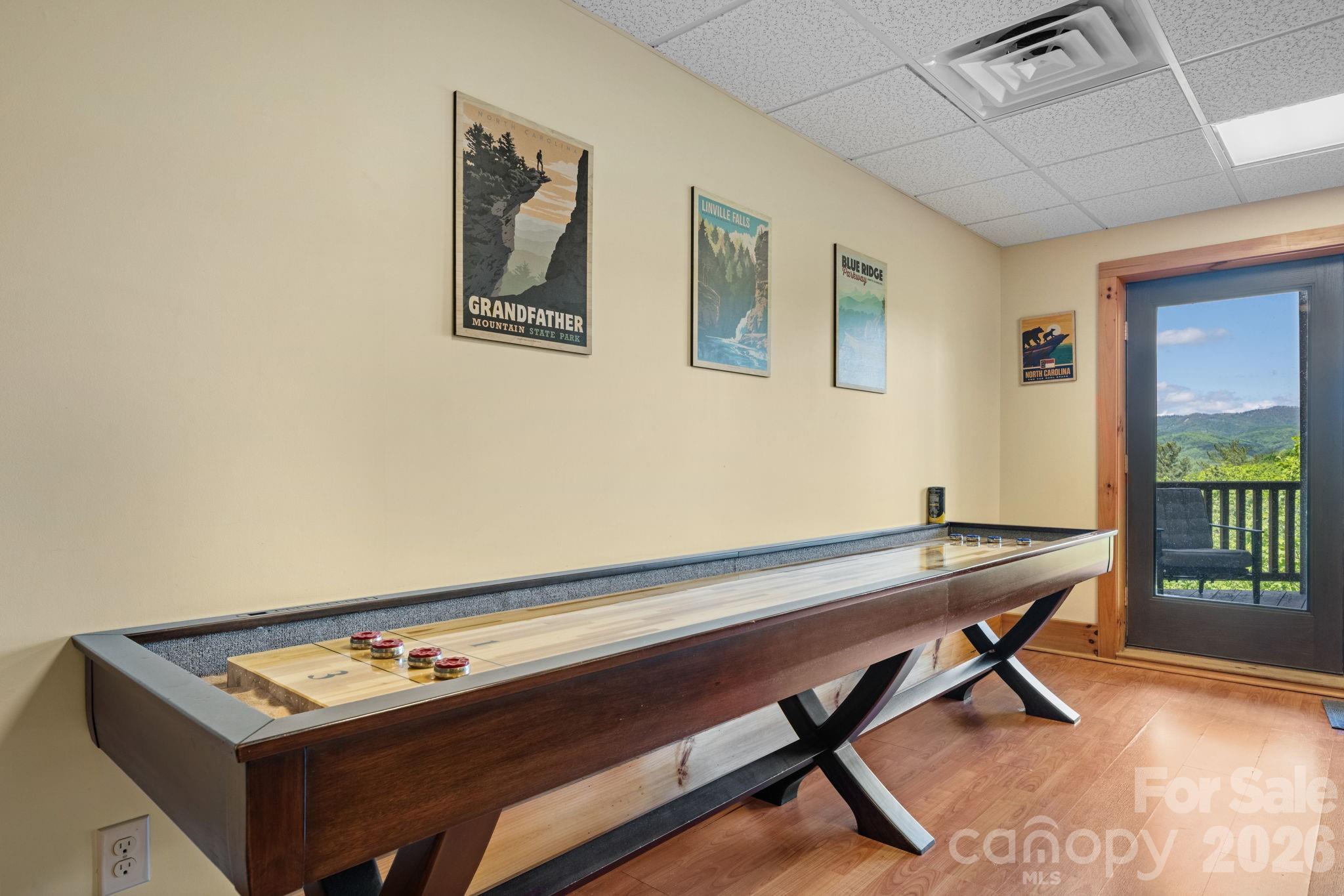 6749 Fire Crest Lane — Lenoir