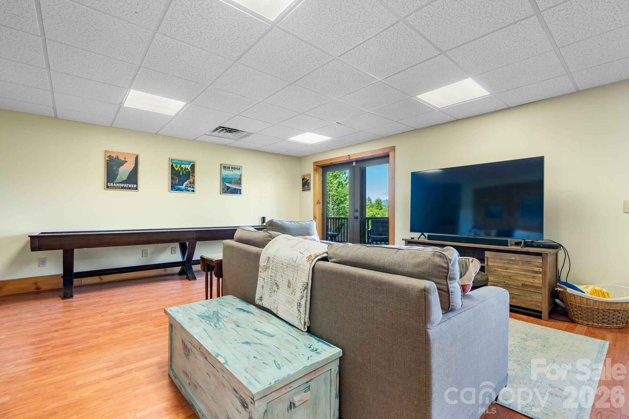 6749 Fire Crest Lane — Lenoir