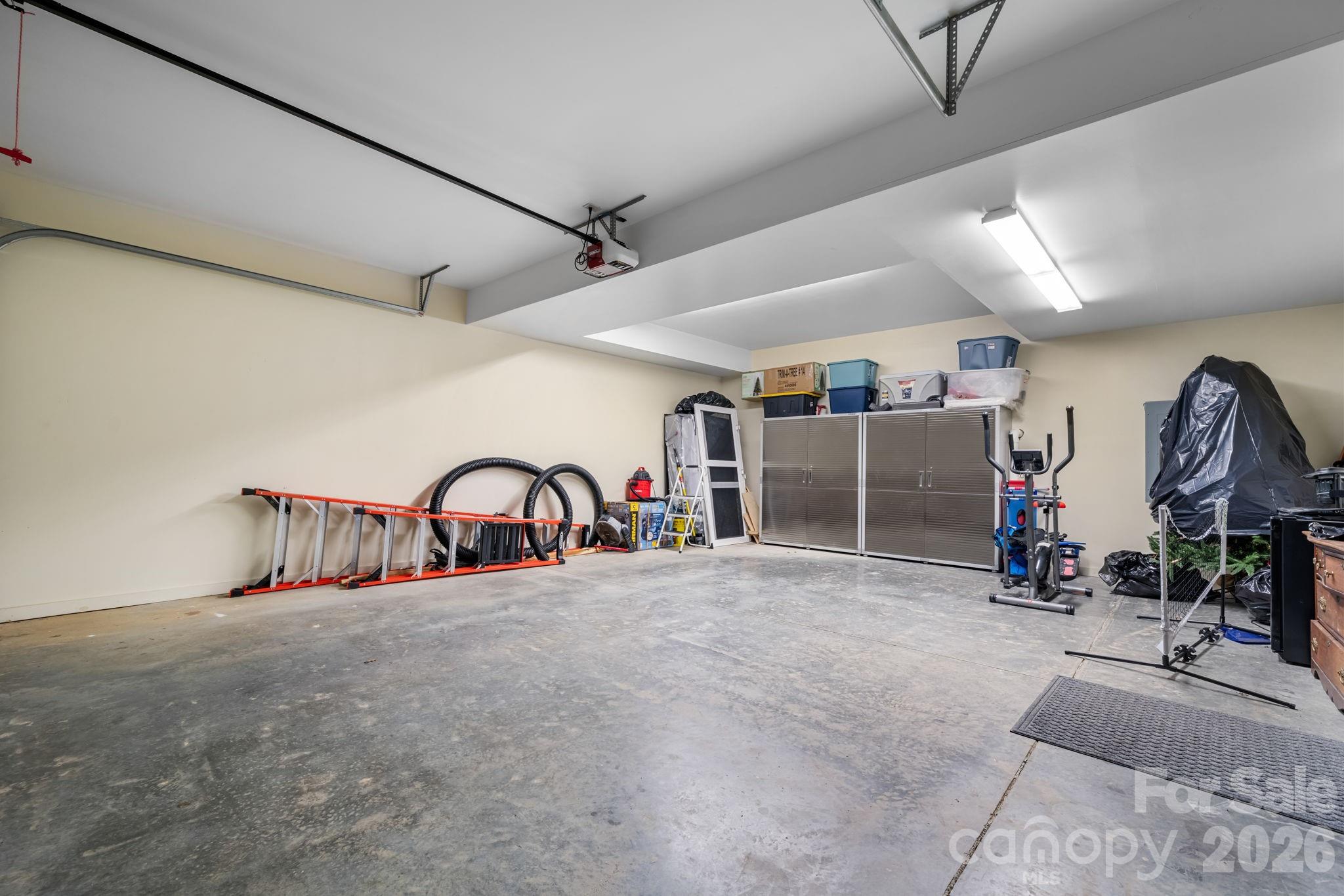 6749 Fire Crest Lane — Lenoir