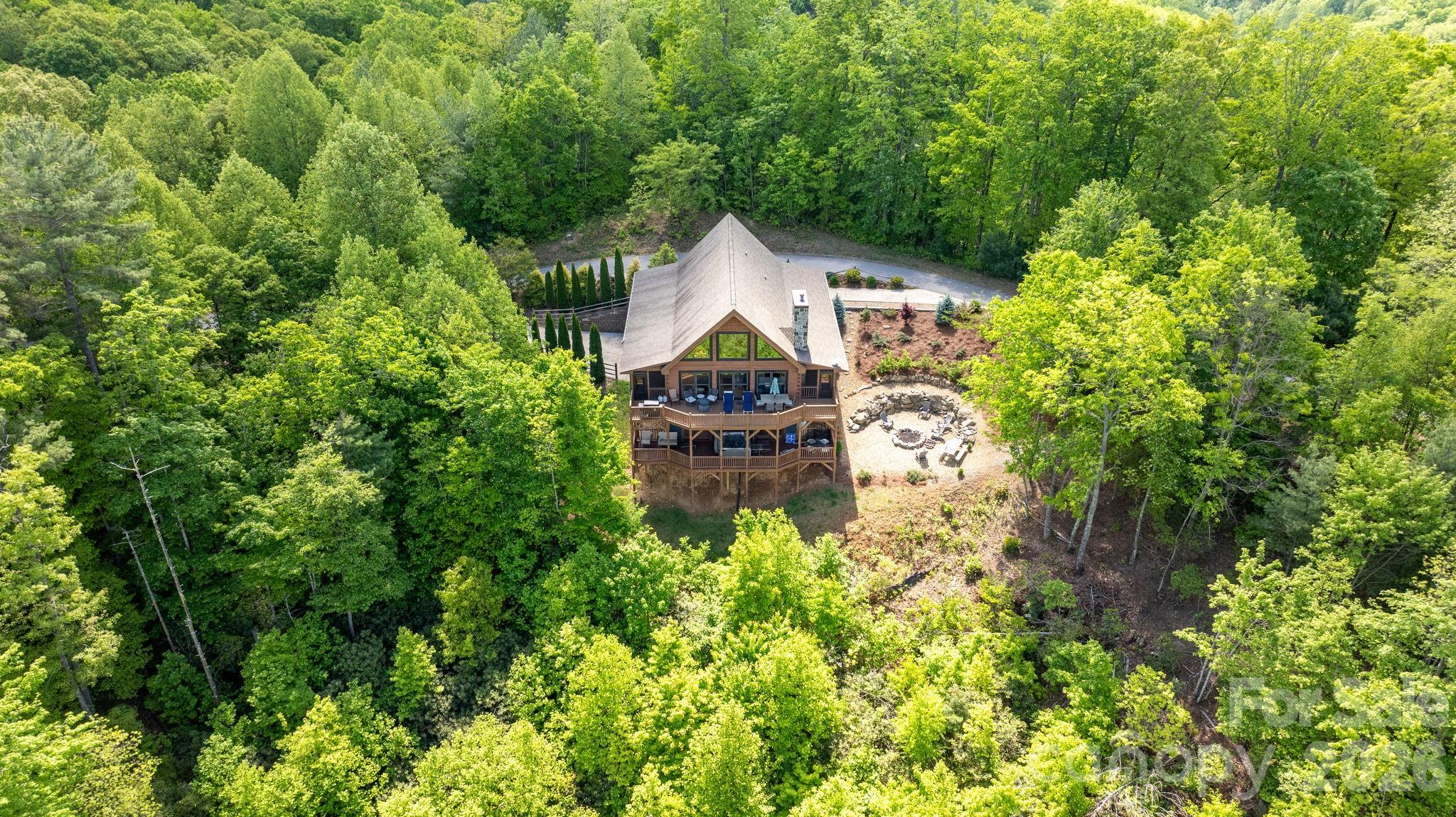 6749 Fire Crest Lane — Lenoir