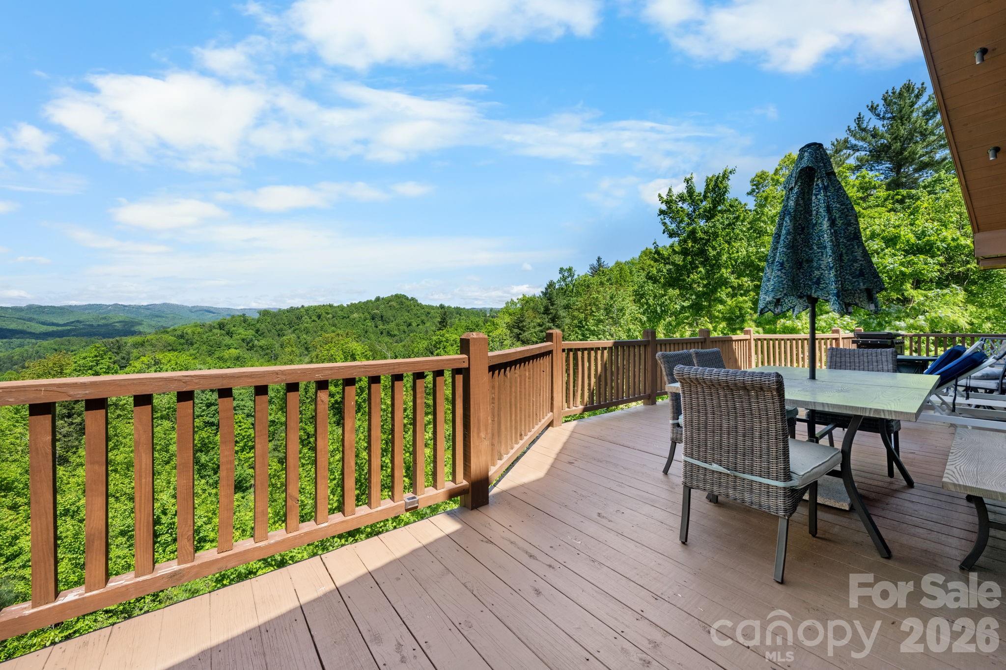 6749 Fire Crest Lane — Lenoir