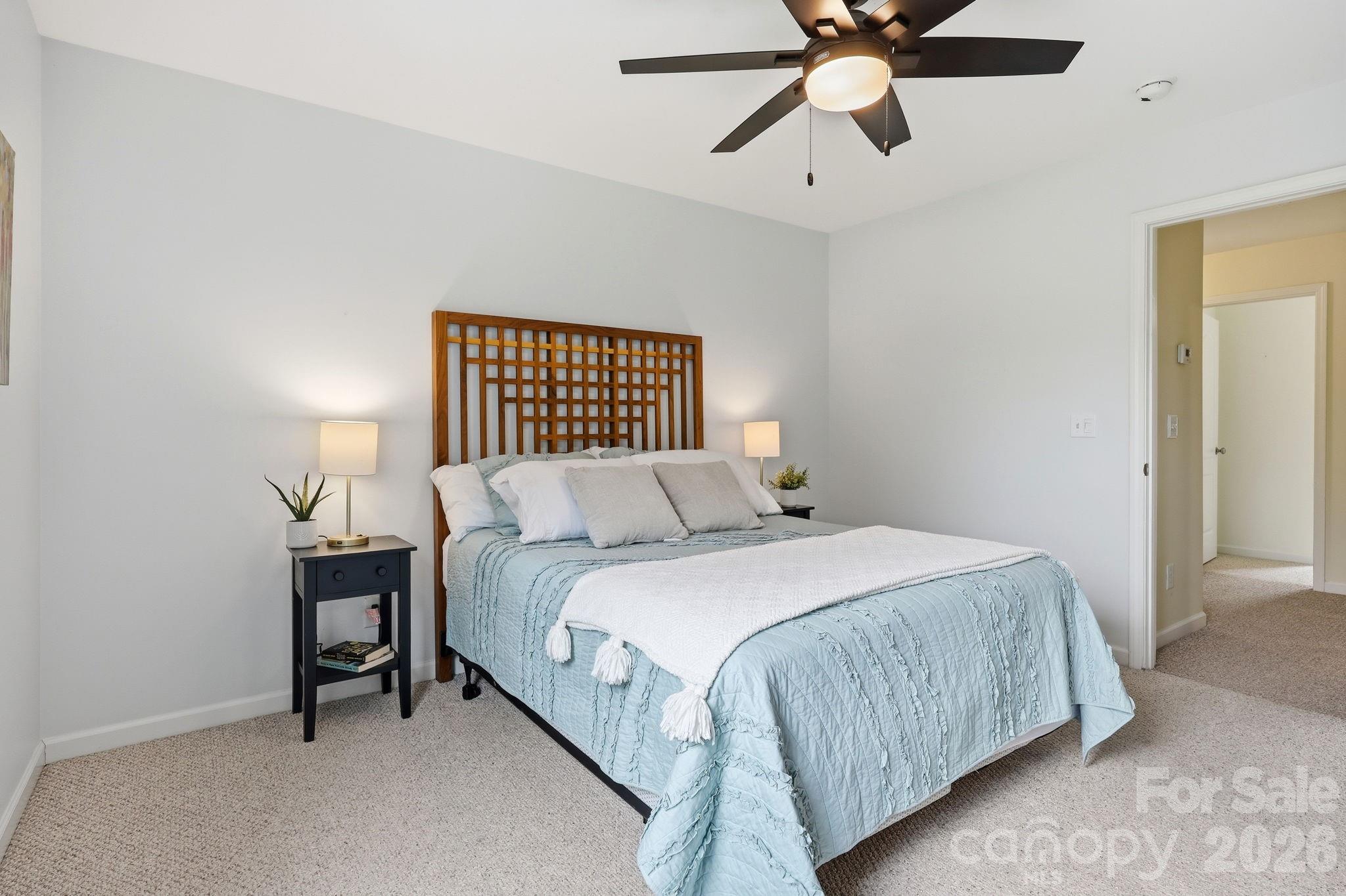 11 Athena Avenue — Weaverville