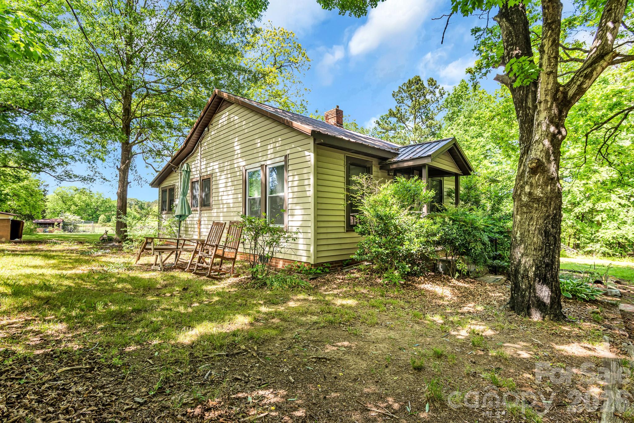 3240 W Innes Street — Salisbury